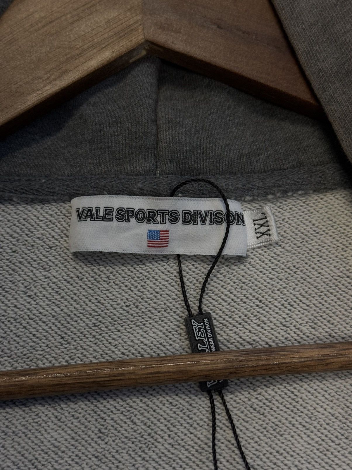 Vale Vale Hoodie Zip Up Grey Black Size XXL (NEW) Size US XXL / EU 58 / 5 - 6 Thumbnail
