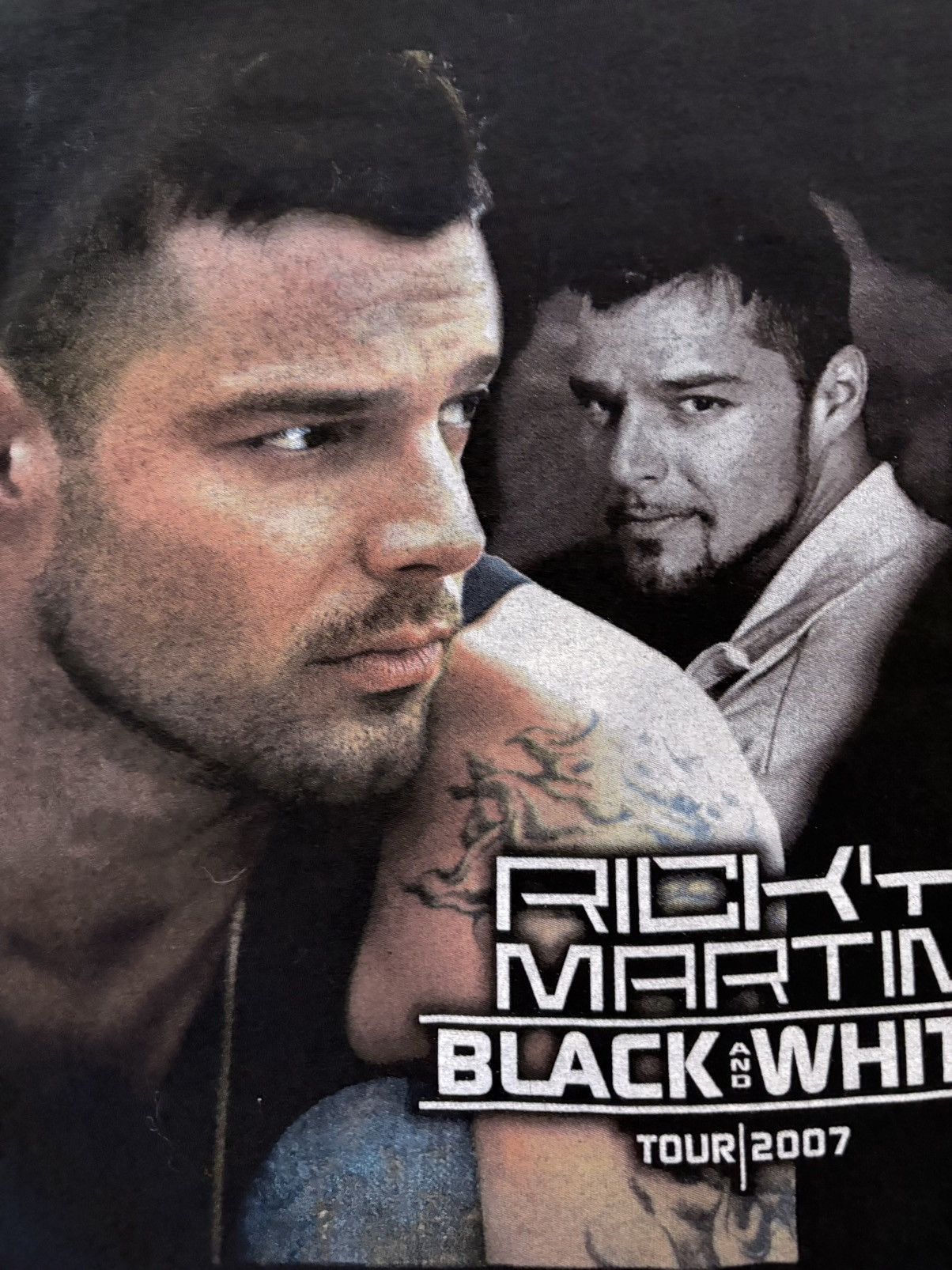 Band Tees 00’s Ricky Martin Vintage Tour Tee Size US L / EU 52-54 / 3 - 4 Thumbnail
