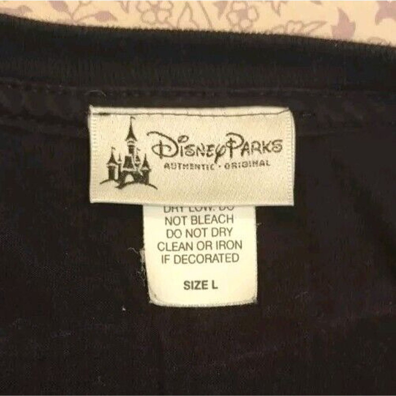 Disney NWOT !! Disney Parks Classic Mickey Mouse Black T-shirt Lrg Size US L / EU 52-54 / 3 - 4 Thumbnail