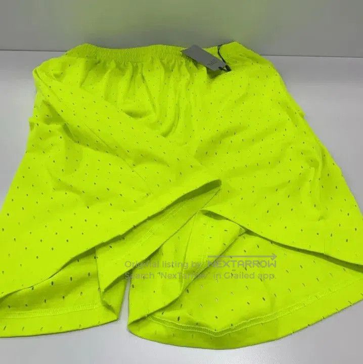 Balenciaga Balenciaga Men's Green Sports Mesh Shorts. Size US 27 - 8 Thumbnail