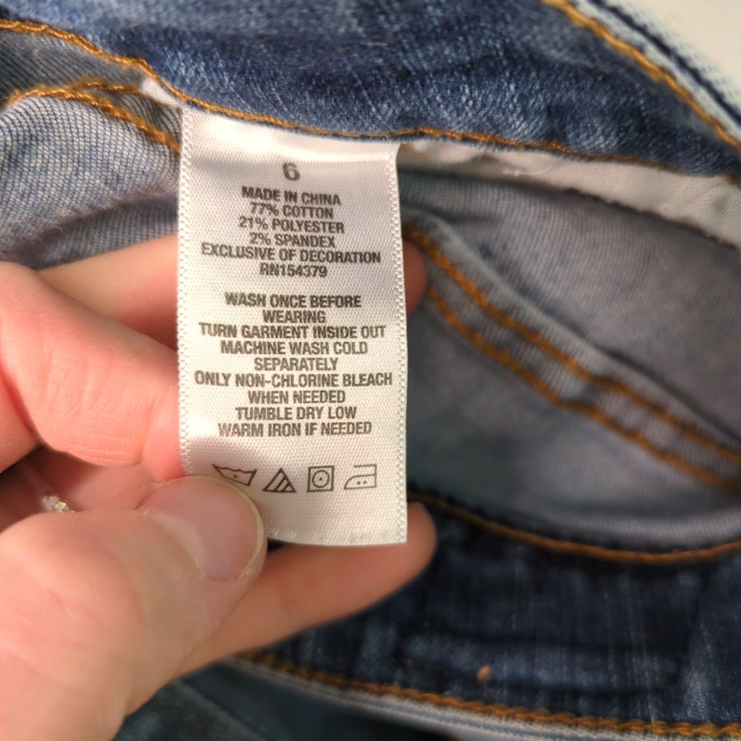 Vintage Aéropostale Jeans Skinny Floral Embroidered Frayed Leg Denim Blue Women's Size 6 Size 28" / US 6 / IT 42 - 7 Thumbnail