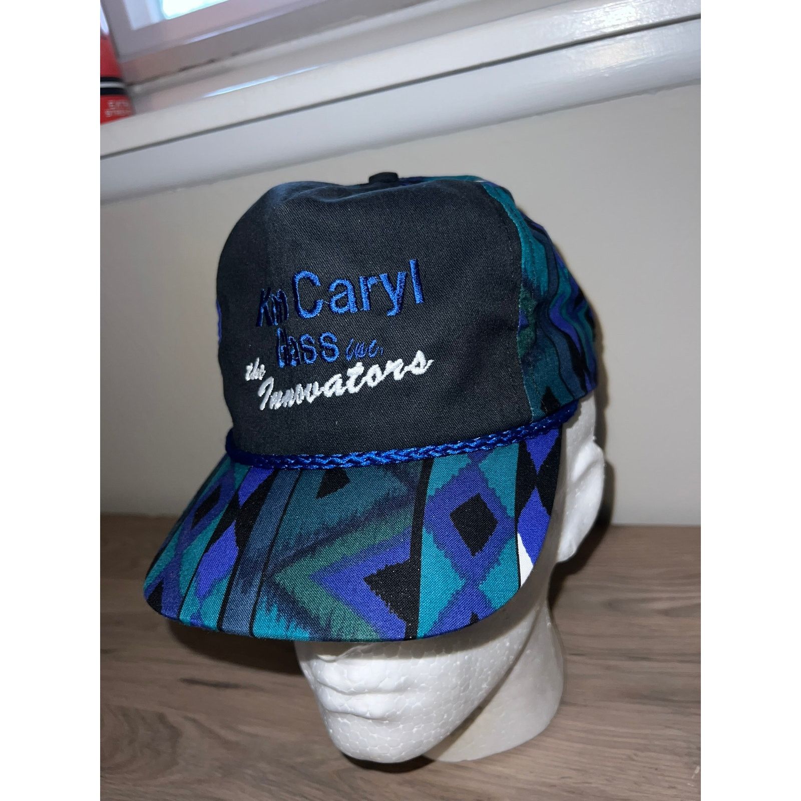 Vintage Vintage Ken Caryl Glass The Innovators Blue Hat Design VTG Size ONE SIZE - 3 Thumbnail