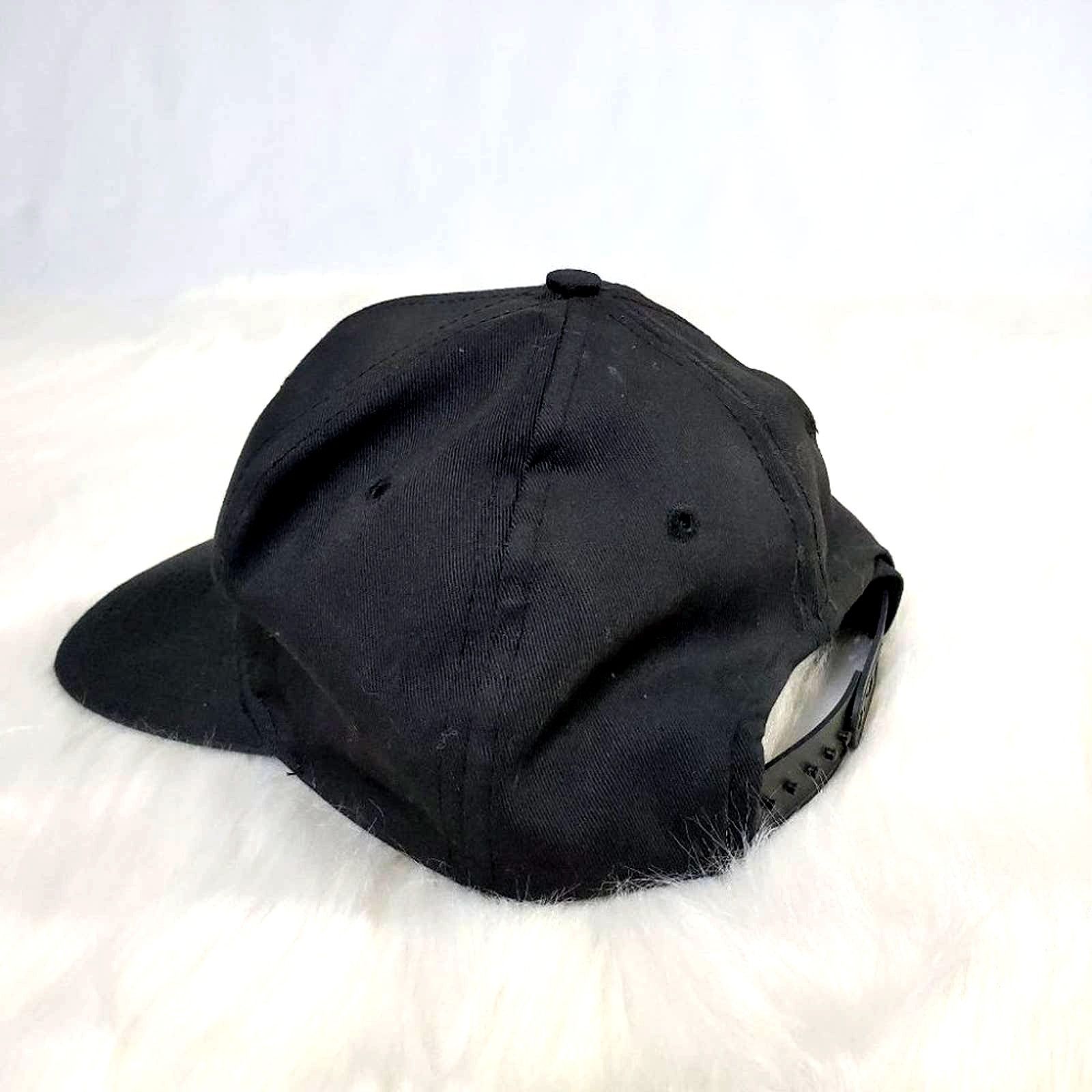 Vintage Chicago Bulls 1993 3-Peat 1993 finals hat! Rare Size ONE SIZE - 5 Thumbnail