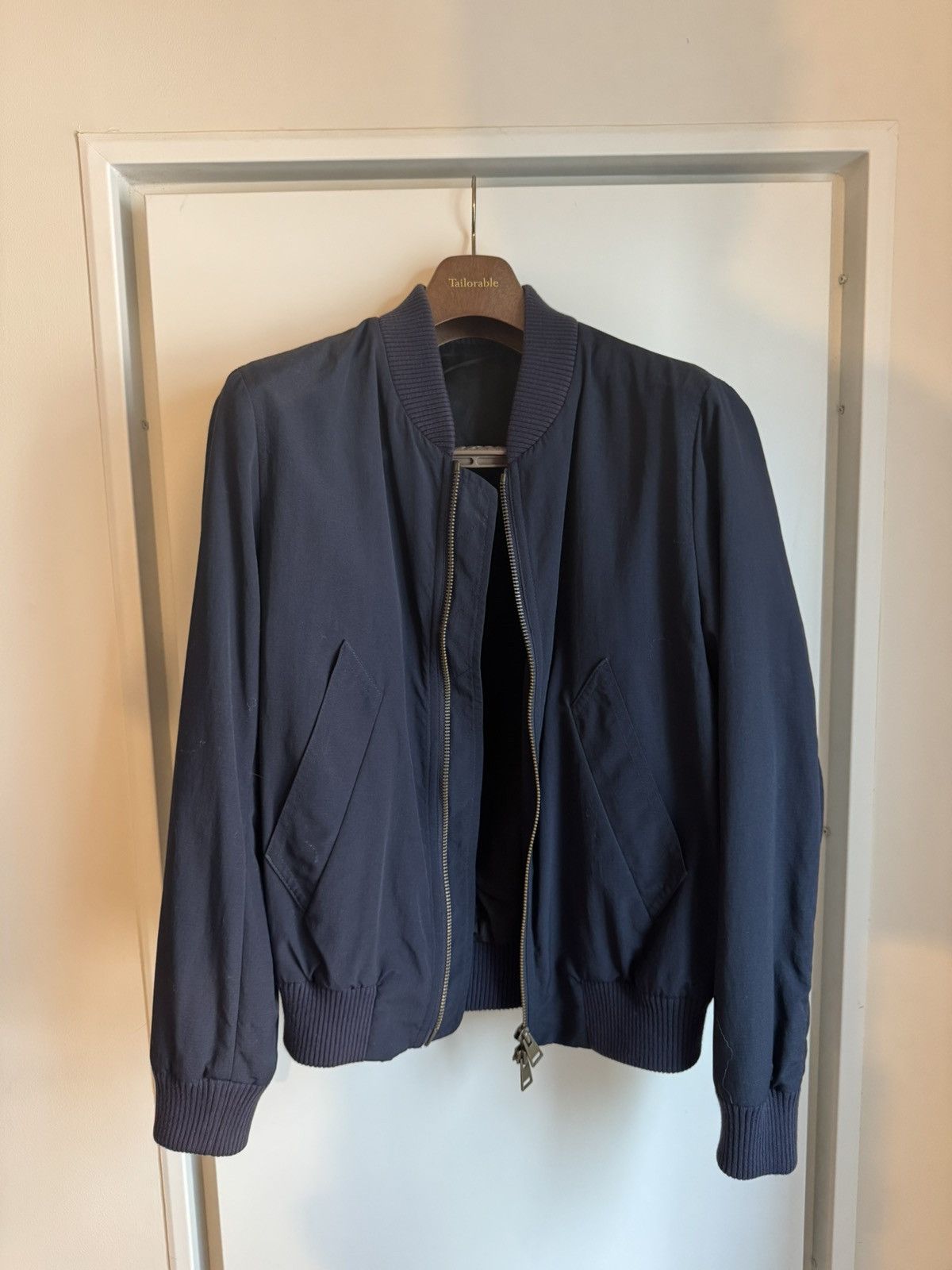 AMI Navy bomber jacket size S Size US S / EU 44-46 / 1 - 1 Thumbnail