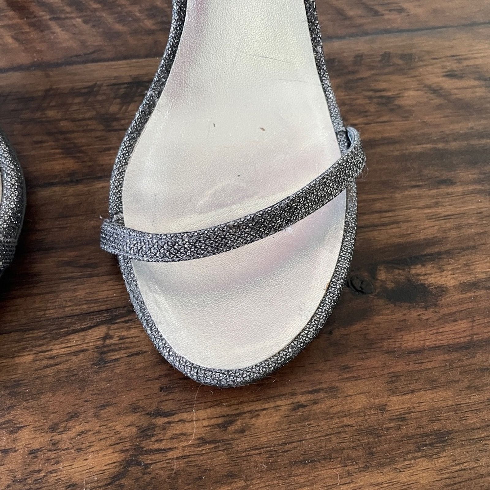Stuart Weitzman stuart weitzman nudist gray silver sparkly metallic heel Size US 10 / IT 40 - 7 Thumbnail