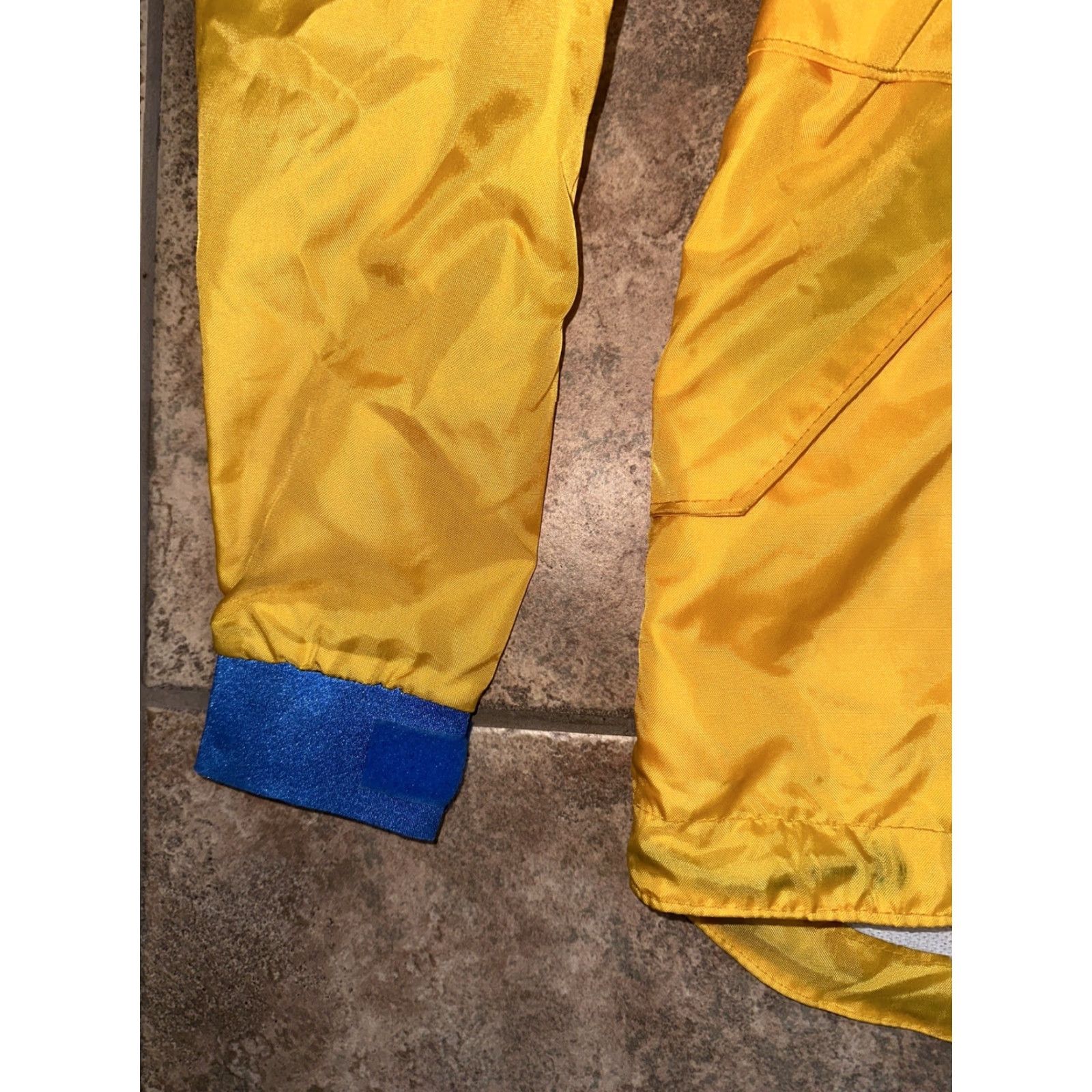 Vintage Kokatat Jacket Mens S Yellow Stand Collar Long Sleeve Waterproof Rain Coat Size US S / EU 44-46 / 1 - 5 Thumbnail