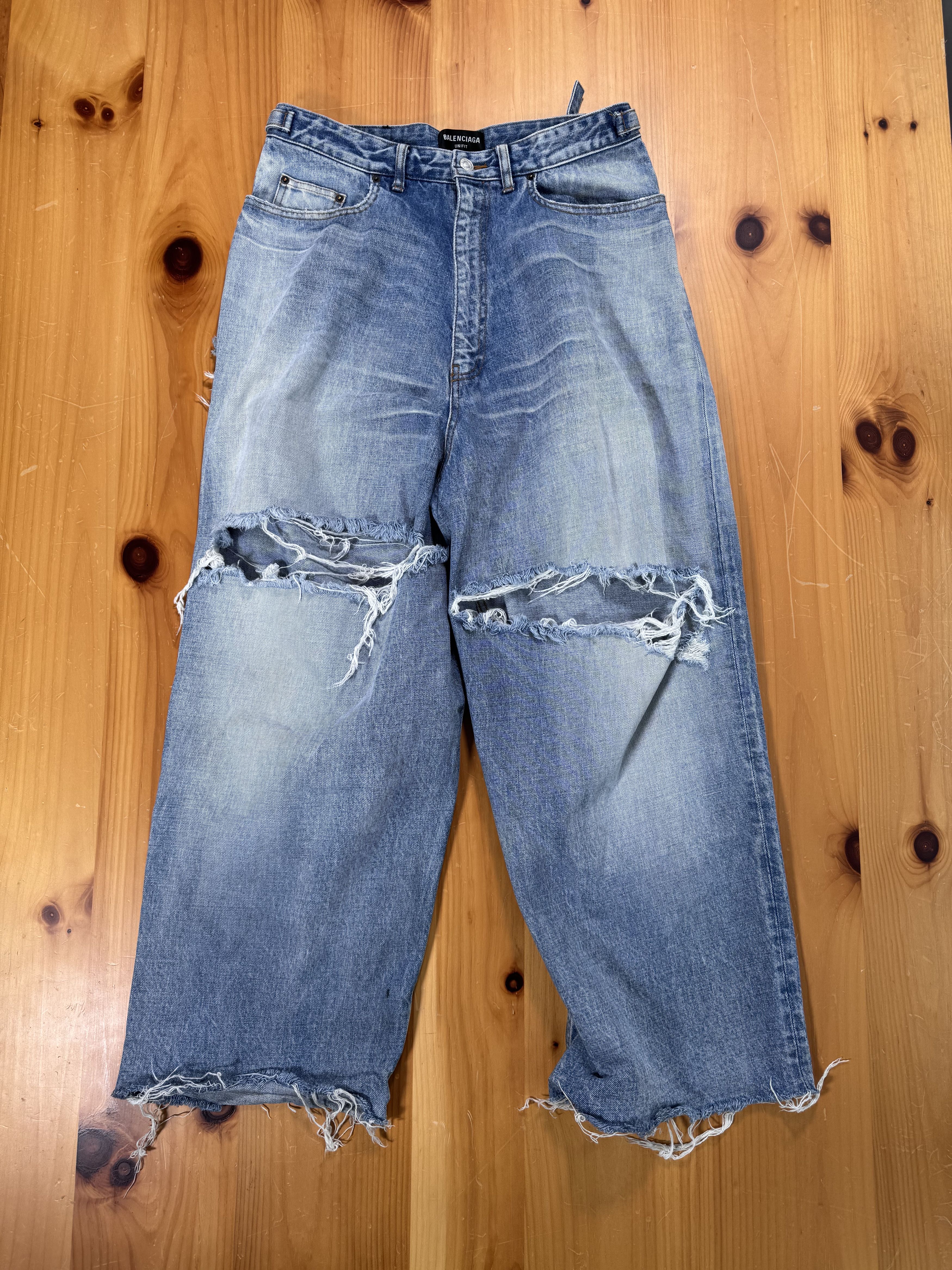 Balenciaga SS23 Runway Baggy Skater Balenciaga Mud Show Ripped Jeans Size US 34 / EU 50 - 1 Thumbnail