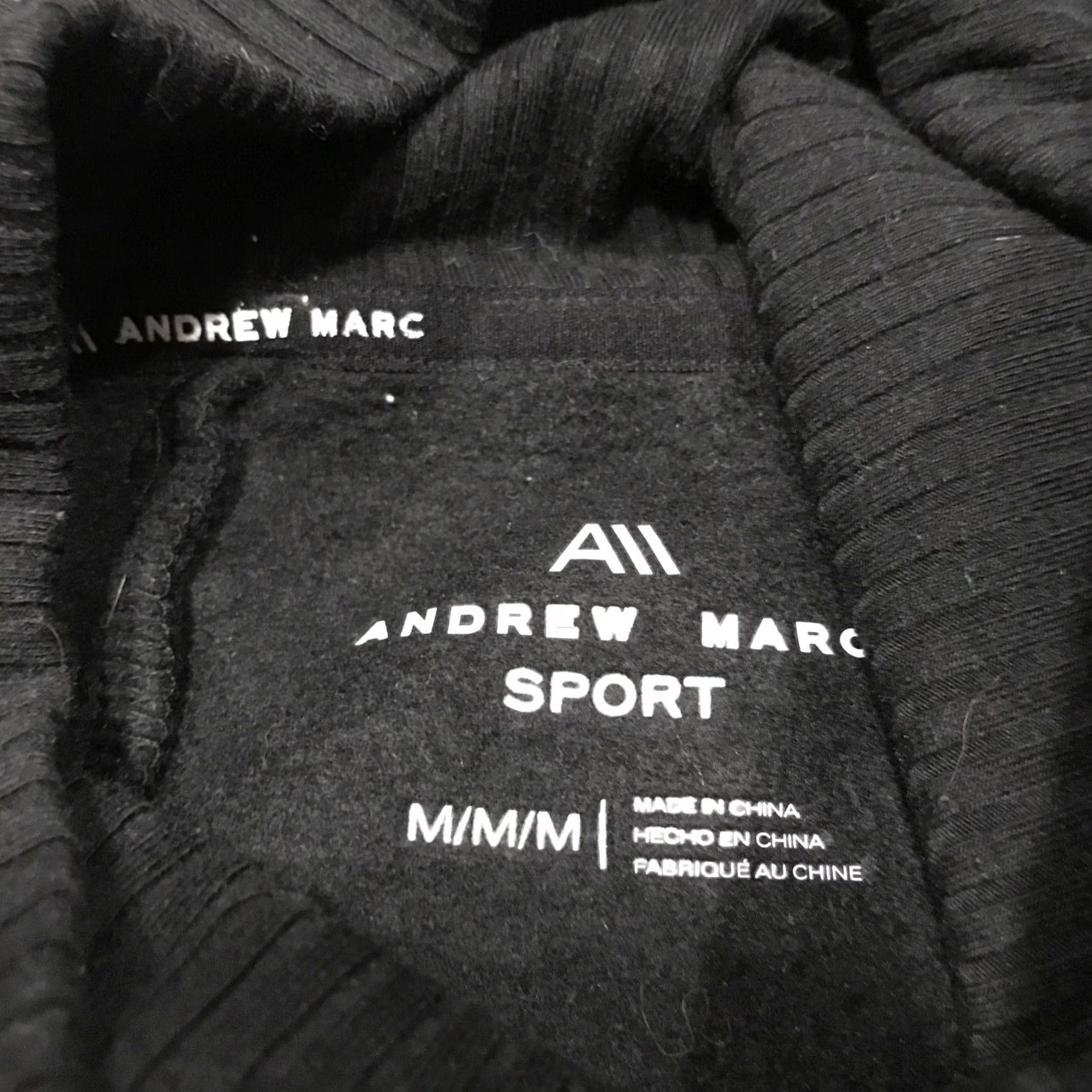 Andrew Marc Andrew Marc Sport Womens M Black Fleece Crop Pullover Sweatshirt Mock Neck Pullover Activewear A43 Size M / US 6-8 / IT 42-44 - 2 Thumbnail