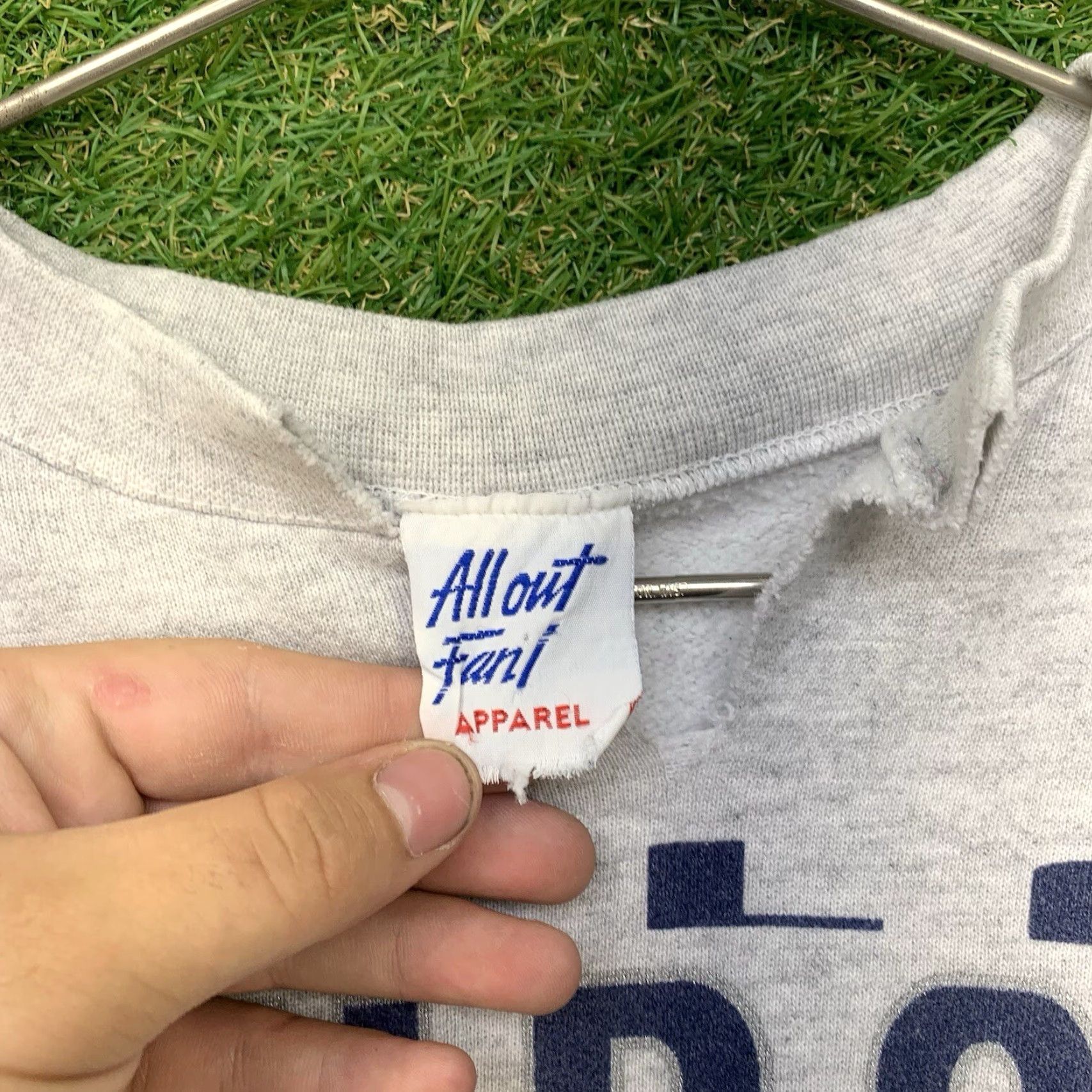 Logo Athletic VINTAGE All Out Fan! Dallas Cowboys Sweatshirt Men's Large Gray Athletic Crewneck Fleece Long Sleeve Sportswear 00s Size US L / EU 52-54 / 3 - 3 Thumbnail