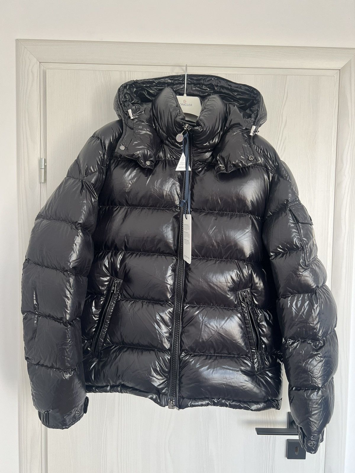 Moncler Maya Giubbotto size 3 Size US L / EU 52-54 / 3 - 4 Thumbnail