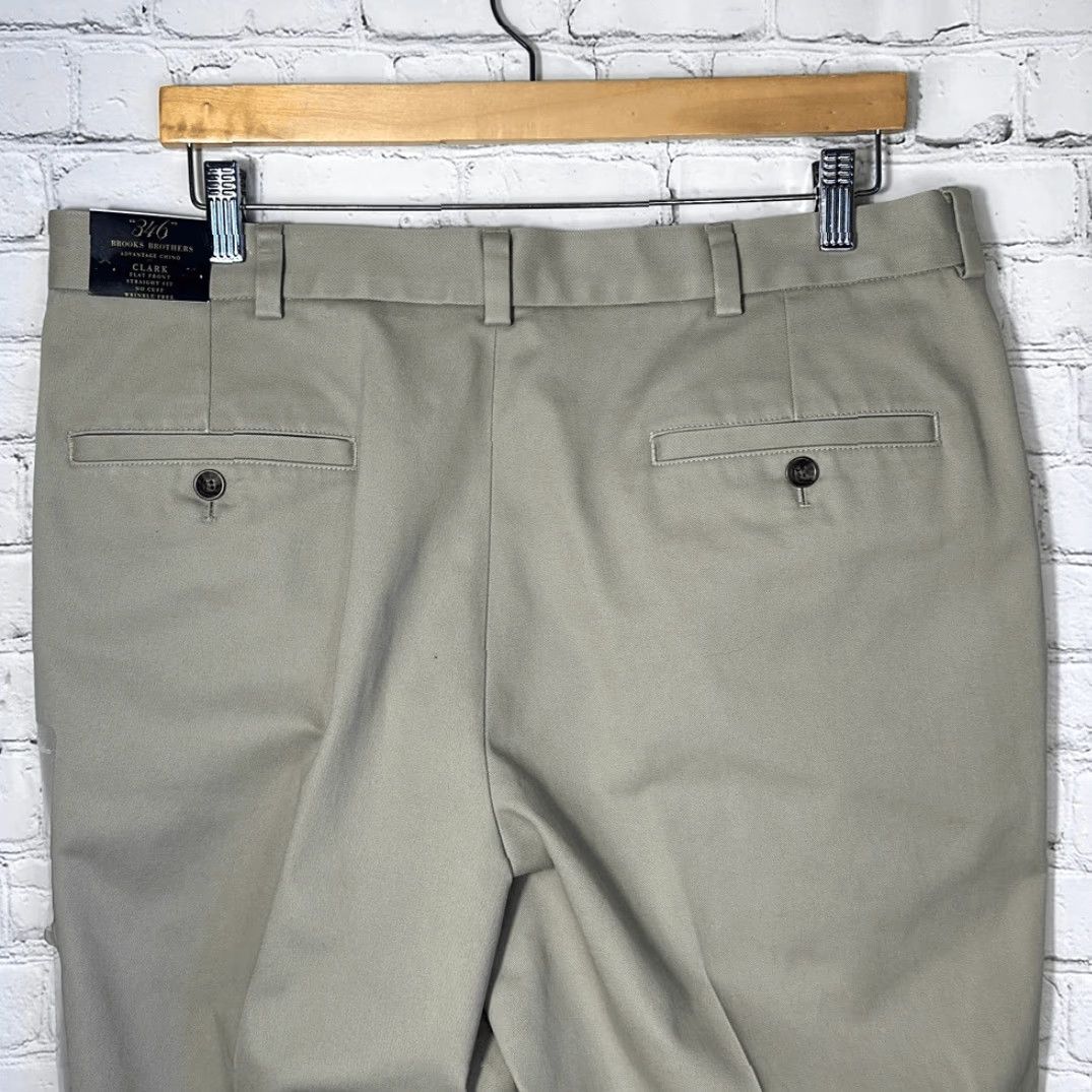 Brooks Brothers Brooks Brothers Mens Lightweight Advantage Chino Clark Tan Dress Pants W36/L30 Tan Chino Pants Mens 36 Waist 30 Inseam Size US 36 / EU 52 - 5 Thumbnail
