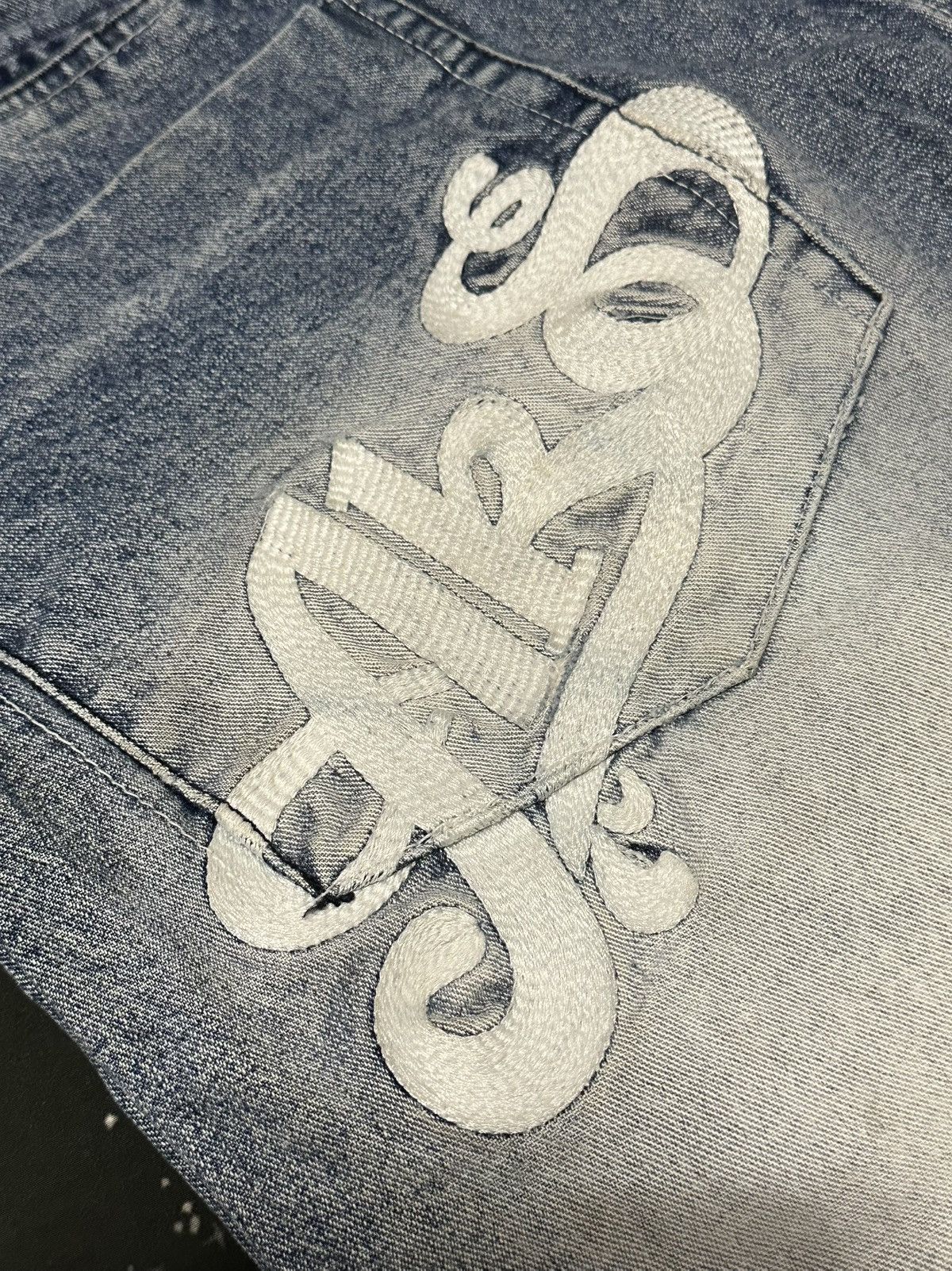 Akademiks Akademiks Embroidered Script Logo Jeans Size US 34 / EU 50 - 4 Thumbnail