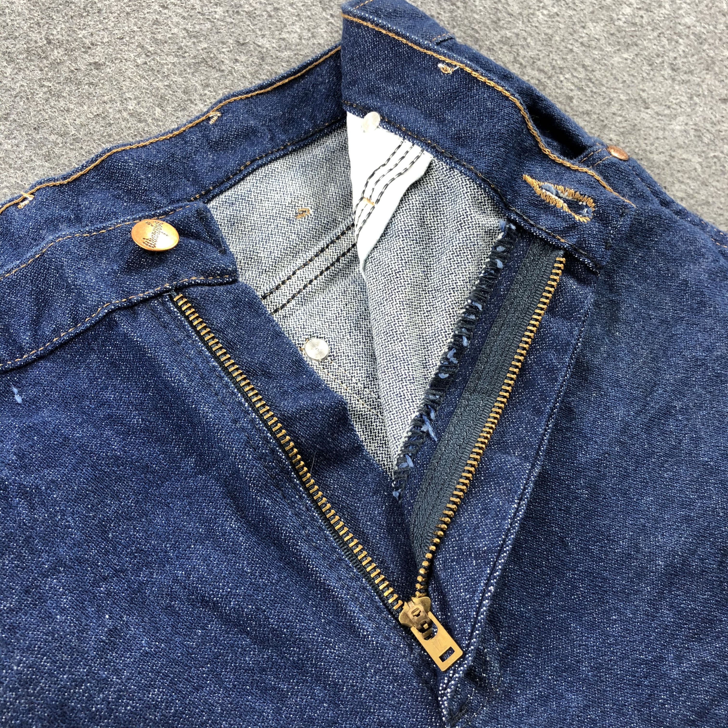 Vintage × Wrangler Vintage 90s Wrangler Jeans-JM1682 Size US 31 - 7 Thumbnail