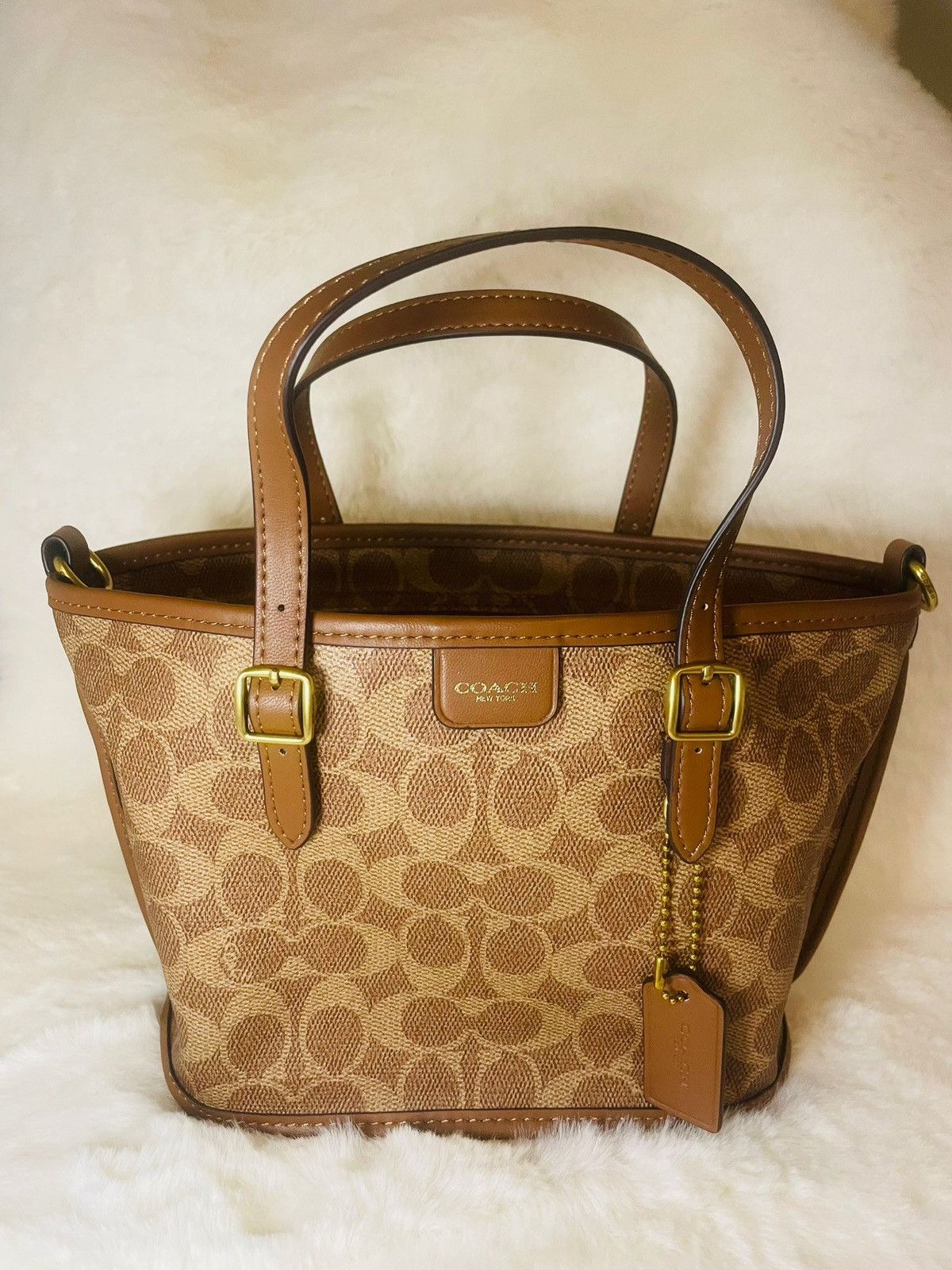 Coach Coach Taxi Tote Bag Size ONE SIZE - 1 Thumbnail