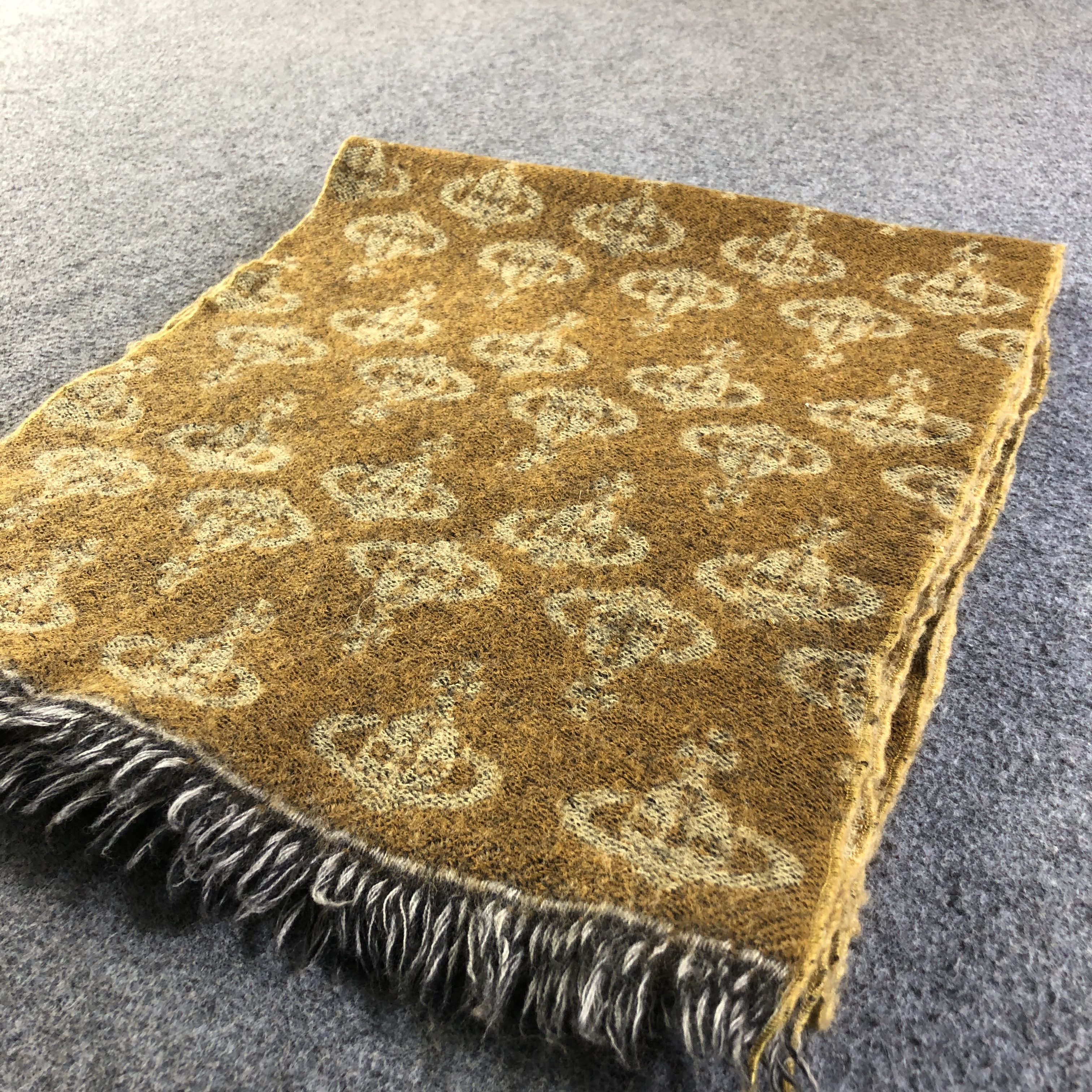 Vivienne Westwood Vivienne Westwood Full Print Orbs Wool Scarf Muffler V2812 Size ONE SIZE - 5 Thumbnail