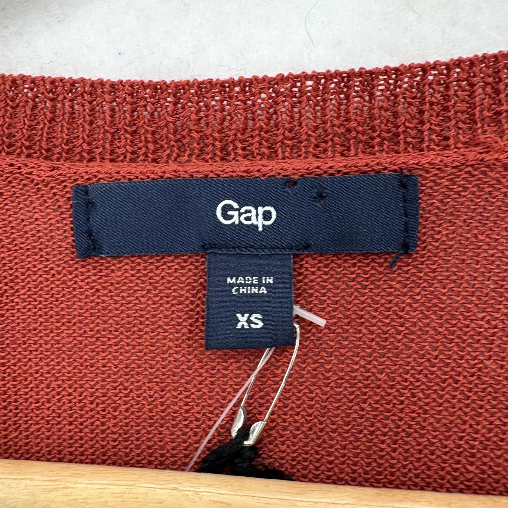 Gap Gap Sweater Womens XS Orange Scoop Neck 3/4 Sleeve Ruffle Lightweight Pullover Size XS / US 0-2 / IT 36-38 - 3 Thumbnail