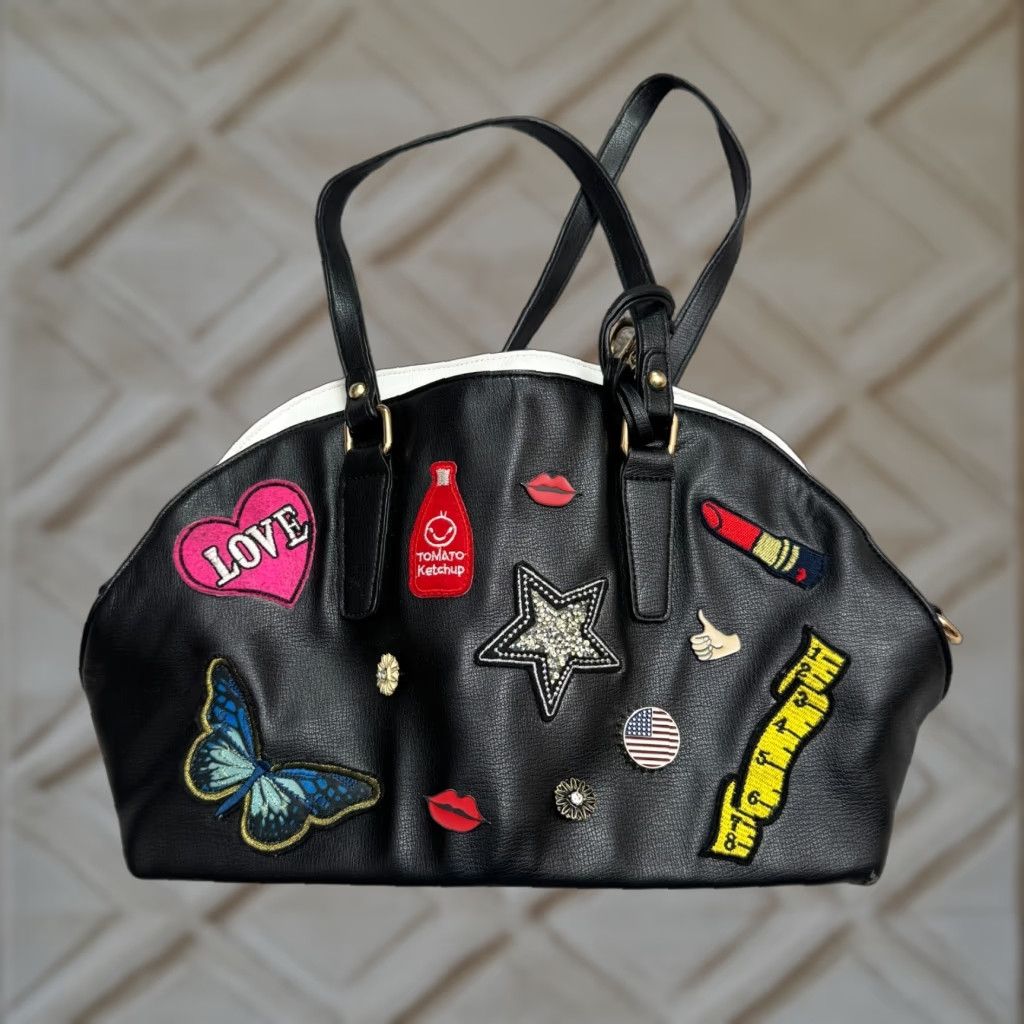 Vintage VINTAGE Amy & Joey Leather Tote Bag Women Medium Black Patches Graphic Statement Chic Size ONE SIZE - 1 Thumbnail