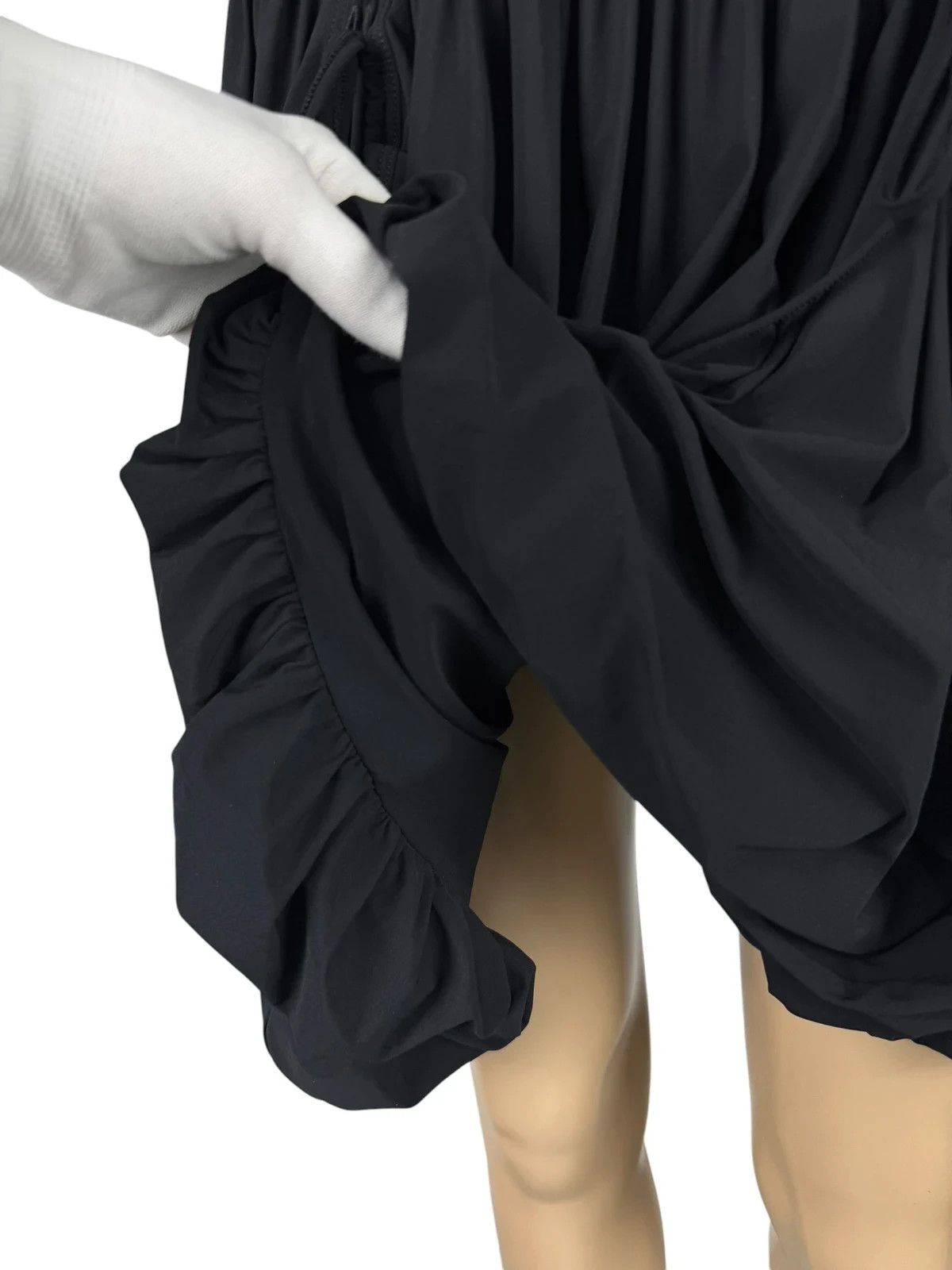 Marithe + Francois Girbaud Marithe Francois Girbaud Mini Skirt Pleated size F42 Size 30" / US 8 / IT 44 - 10 Thumbnail