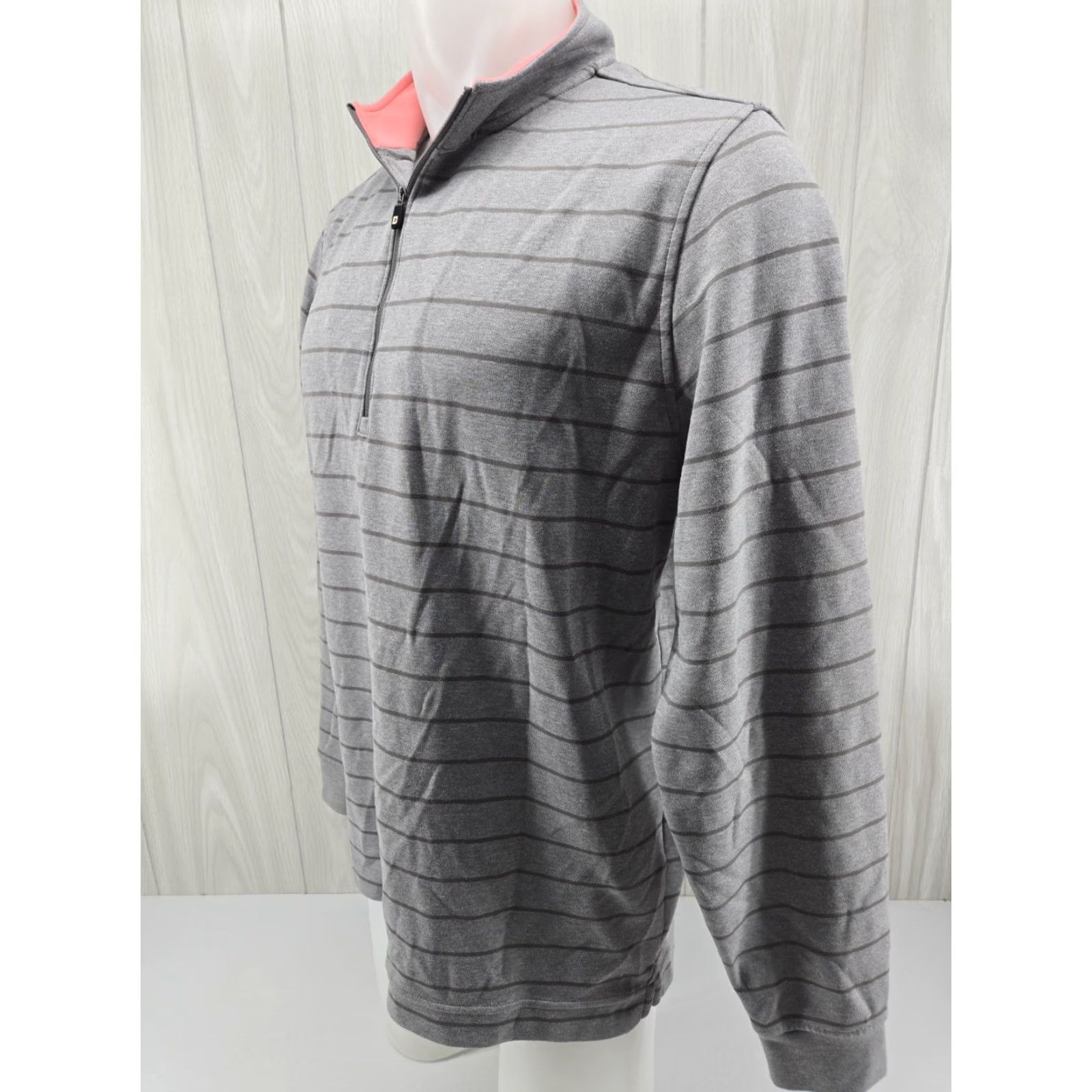 Footjoy FootJoy 1/4 Zip Golf Performance Sweatshirt Mens XL Gray Striped Pink Collar Size US XL / EU 56 / 4 - 3 Thumbnail