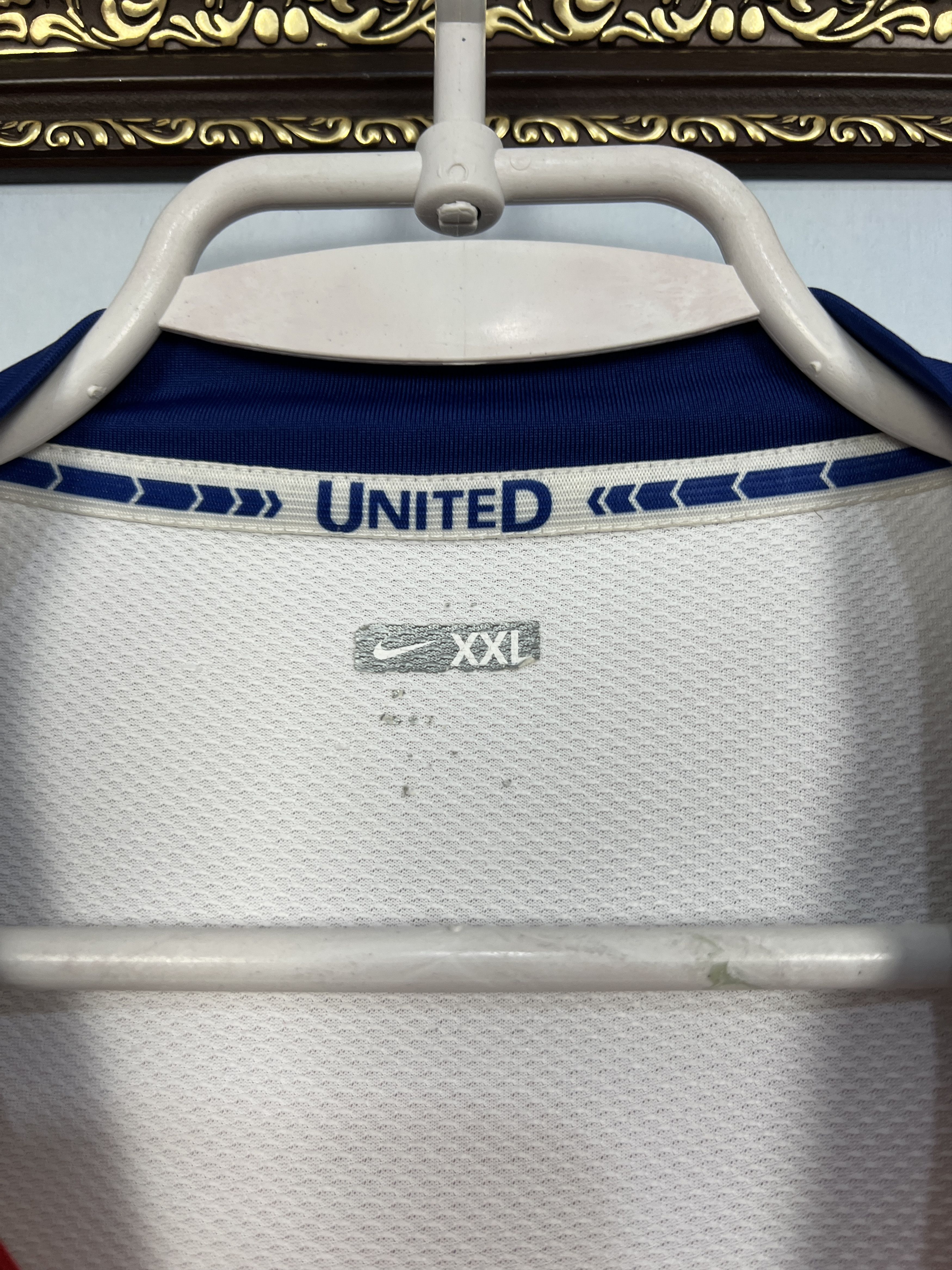 Nike Manchester United Away football shirt 2008 Soccer Nike AIG Size US XXL / EU 58 / 5 - 7 Thumbnail