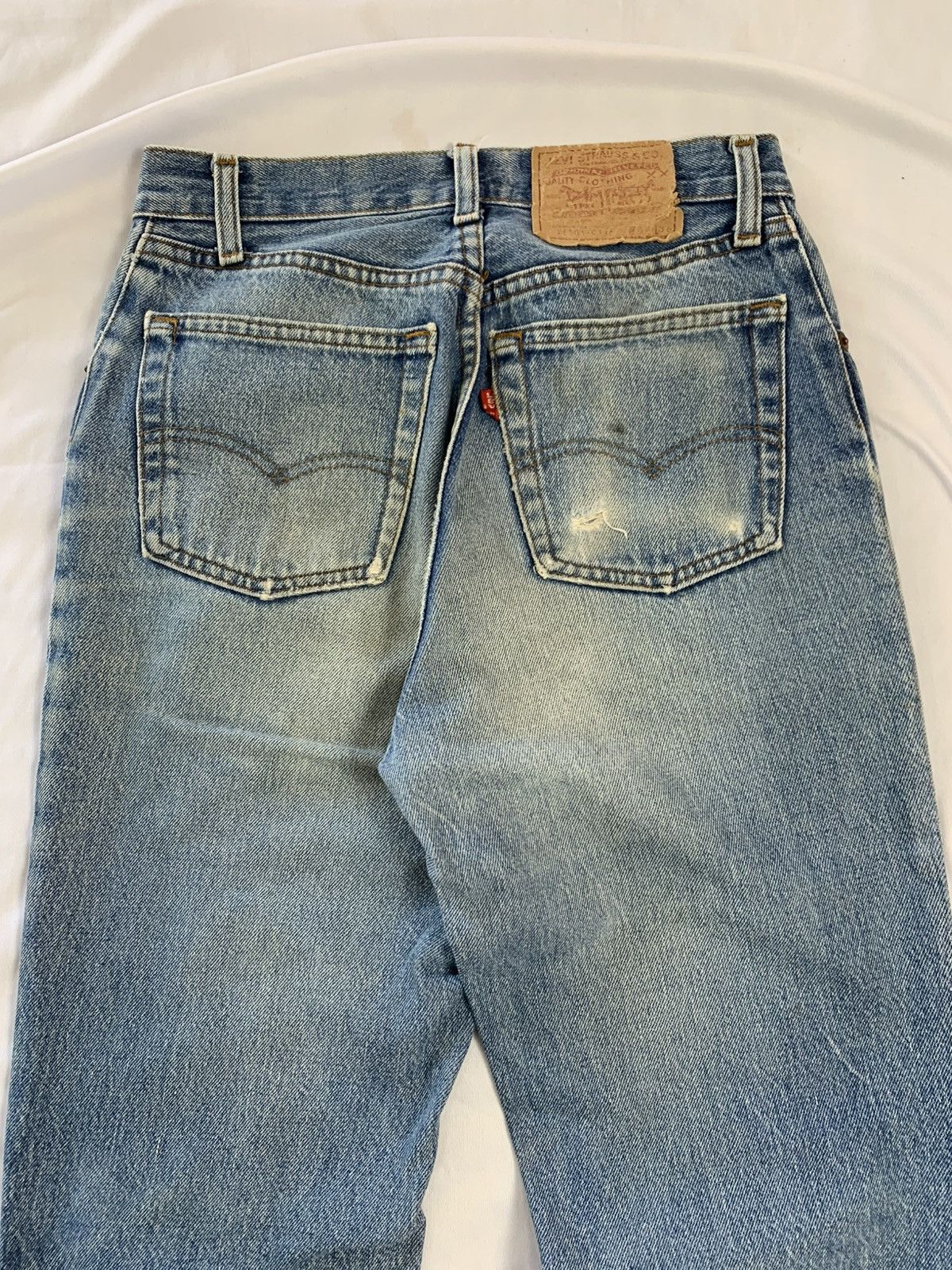 Levi's Vintage Clothing 80s levis 501 vintage jeans usa made Size US 27 - 10 Thumbnail