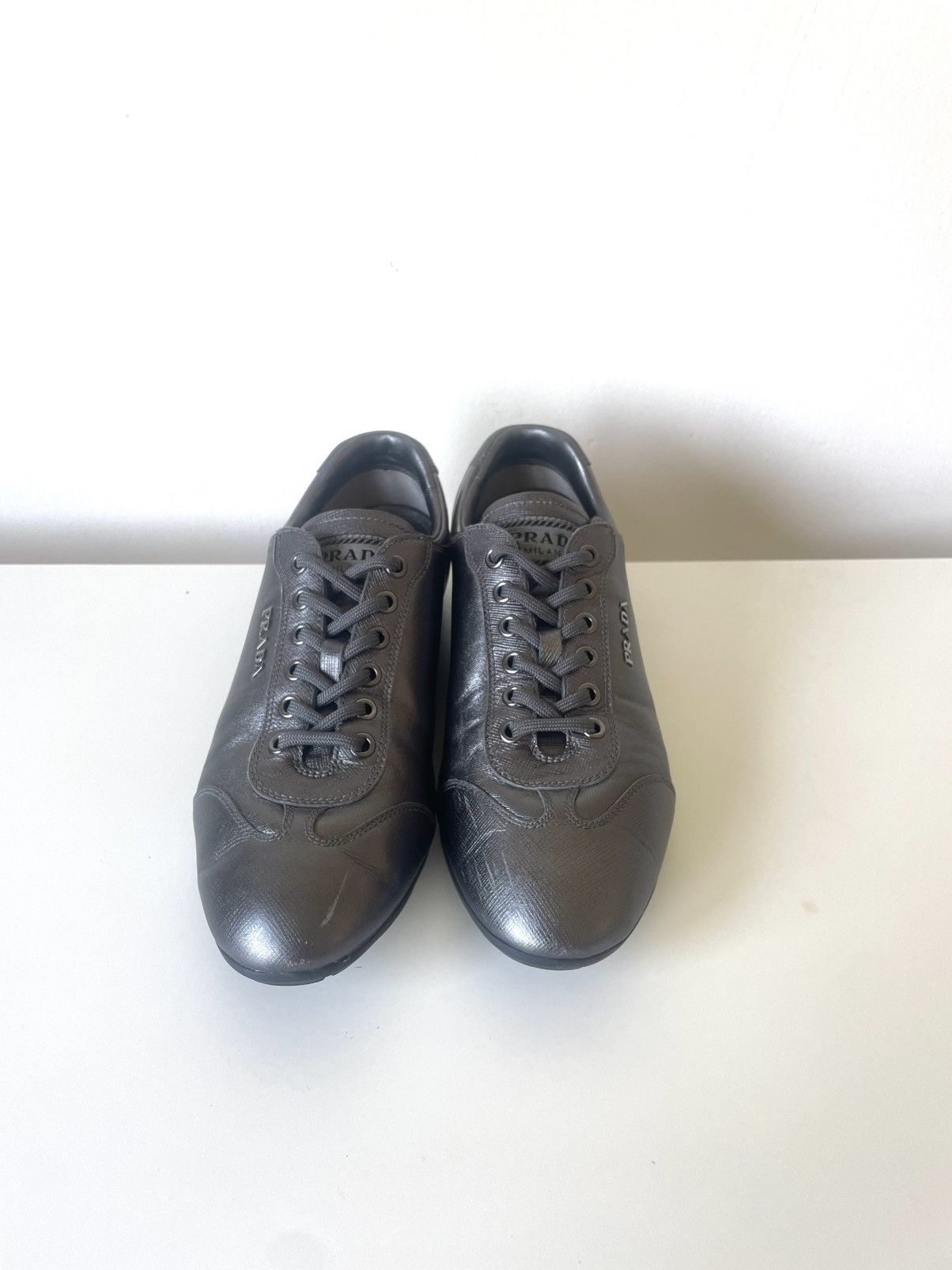 Prada Prada women’s leather sneakers in grey with original box Size US 7.5 / IT 37.5 - 3 Thumbnail