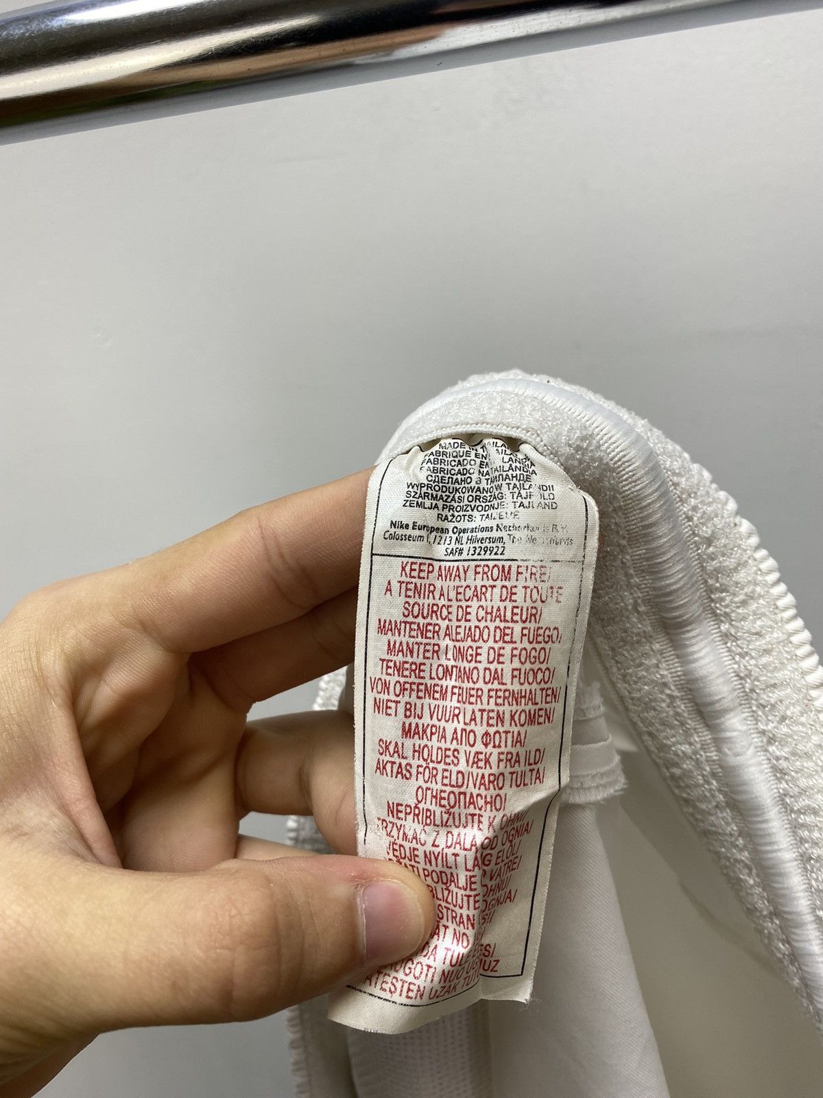 Nike × Vintage Nike Challenge Court white Shorts Size US 36 / EU 52 - 14 Thumbnail