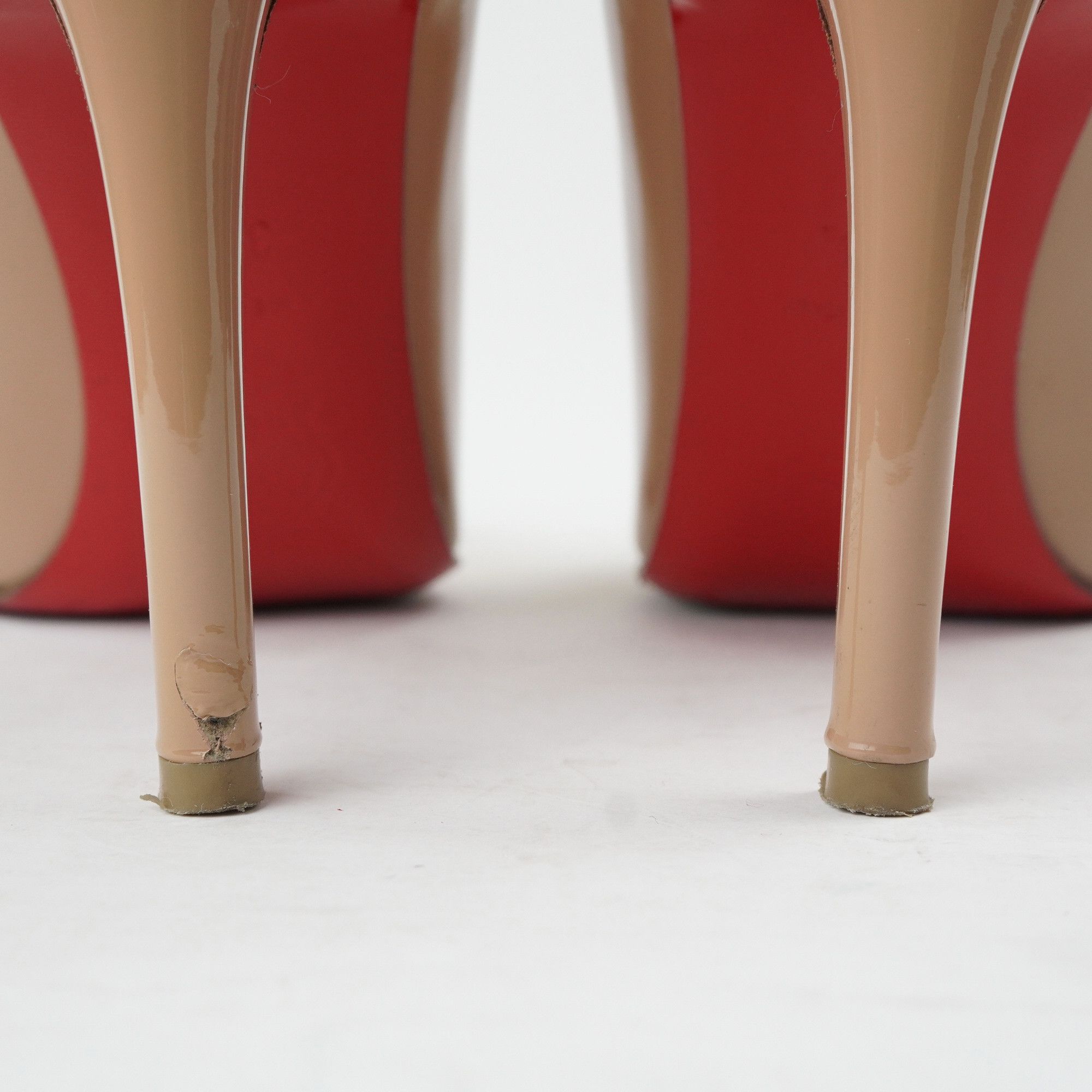 Christian Louboutin Christian Louboutin Heel Beige Pointed Toe Patent Leather Size US 6.5 / IT 36.5 - 11 Thumbnail