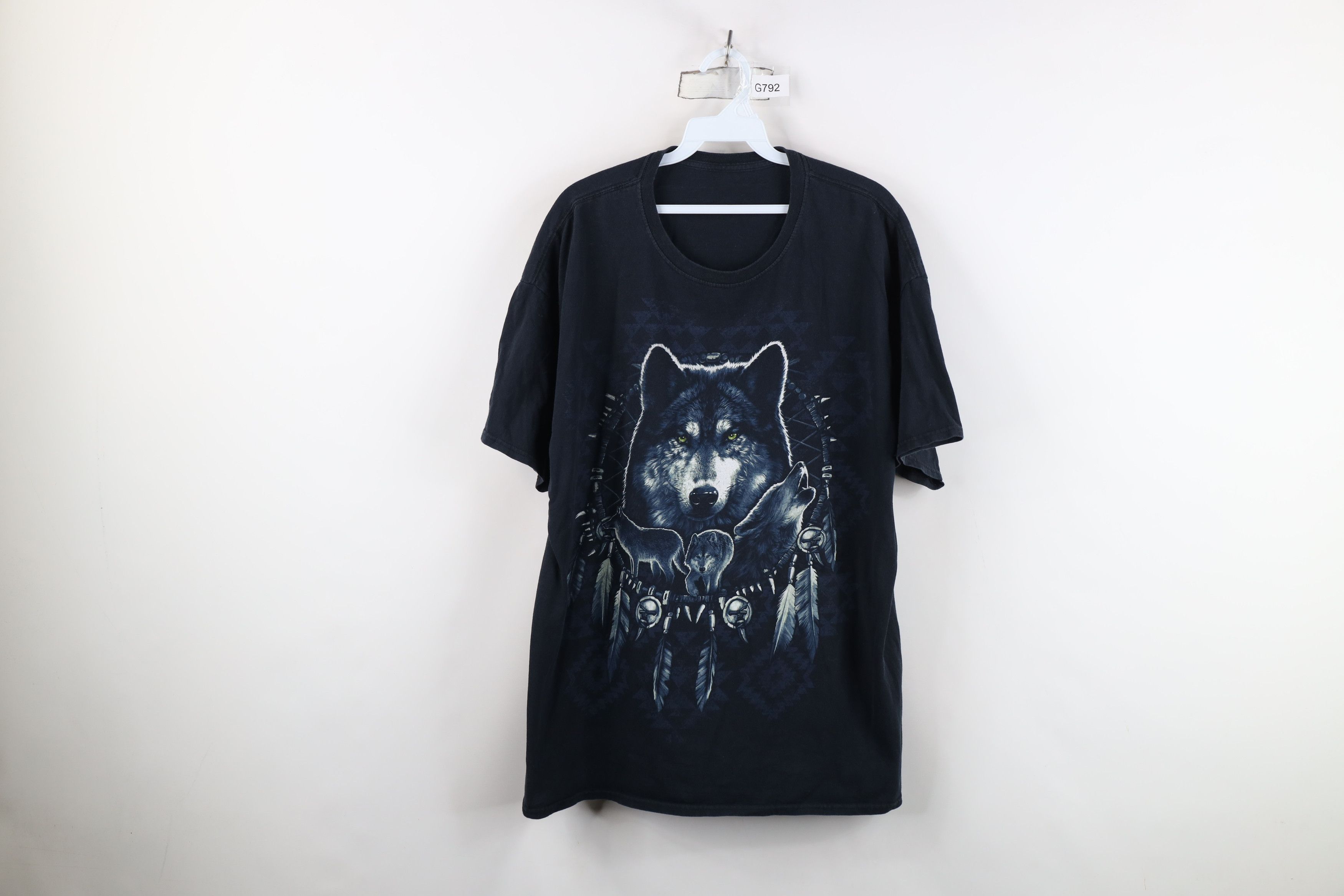 Vintage Vintage 90s Y2K Streetwear Wolf Southwestern T-Shirt Black Size US XL / EU 56 / 4 - 1 Thumbnail