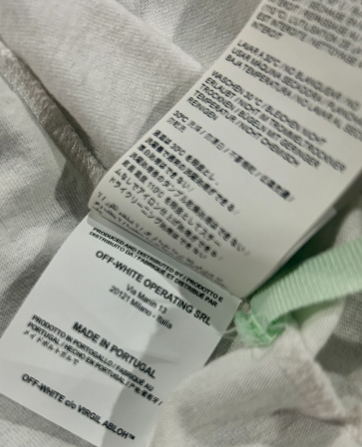 Off-White Off-White - "Bangkok" Tape Arrows T-Shirt Oversized Size S Size US S / EU 44-46 / 1 - 10 Thumbnail
