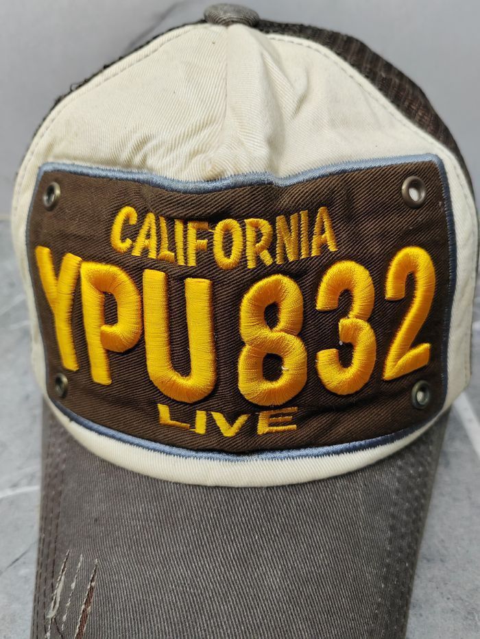 Vintage Vintage California YPU 832 Live Distressed Style Cap Hat Size ONE SIZE - 3 Thumbnail
