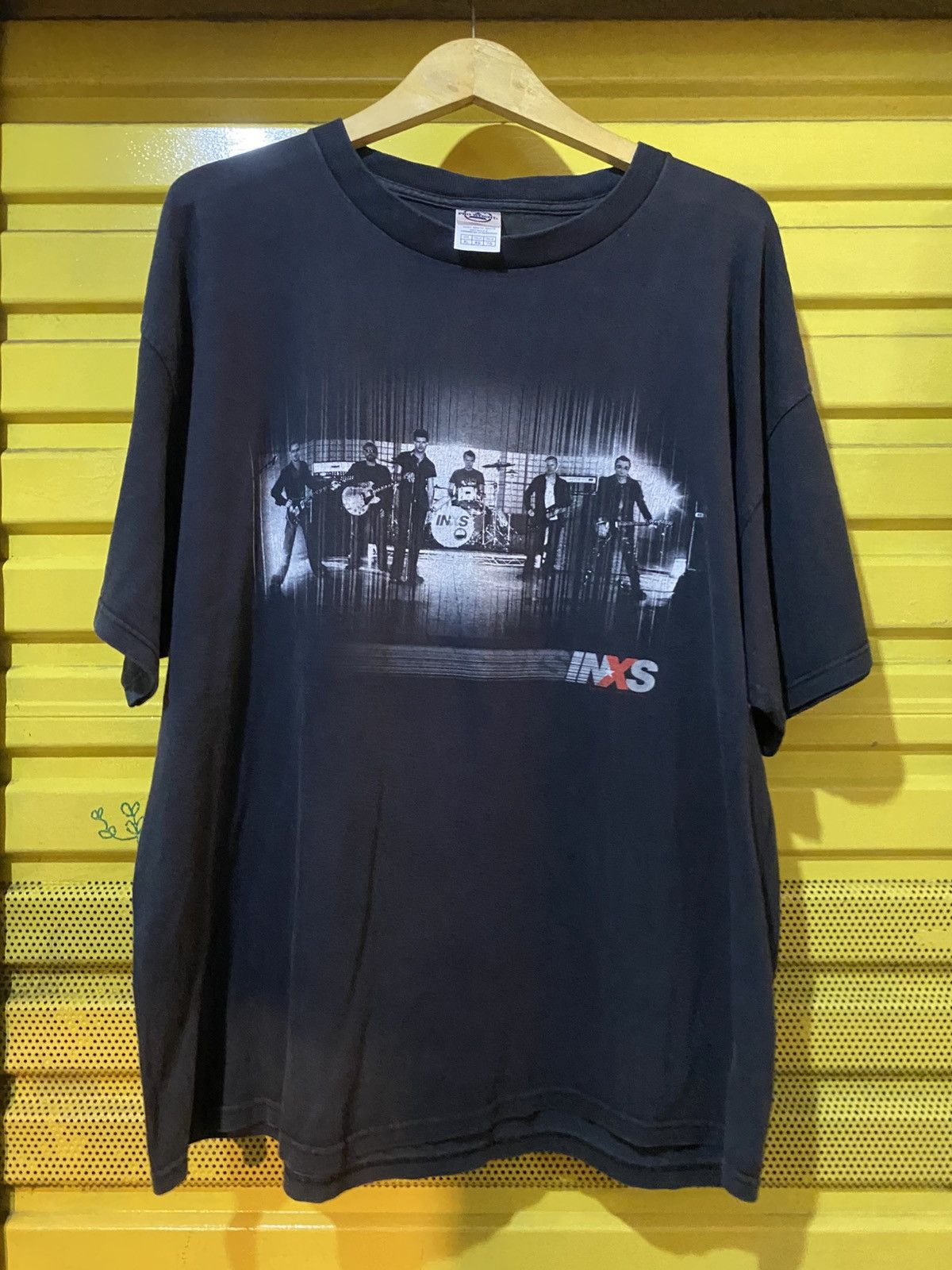Band Tees INXS tour tee Size US XL / EU 56 / 4 - 1 Thumbnail