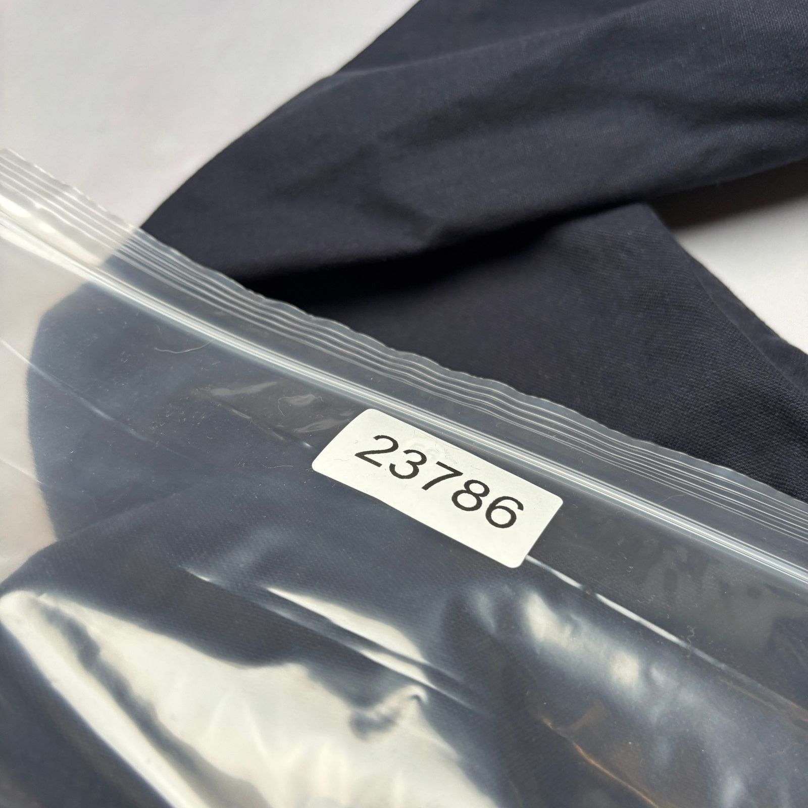Japan Blue Jeans Japan Blue Jeans JB0452 Tapered Selvedge Jeans 30x35 (28x34) Size US 28 / EU 44 - 13 Thumbnail