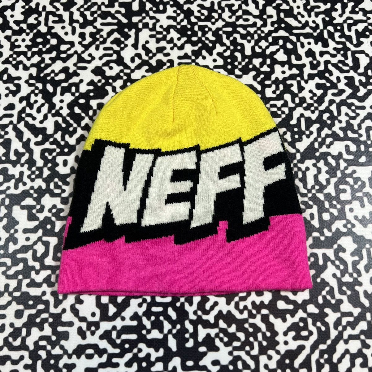 NEFF Vintage Y2K NEFF Big Logo Sk8 Skate Style Beanie Hat Size ONE SIZE - 1 Thumbnail