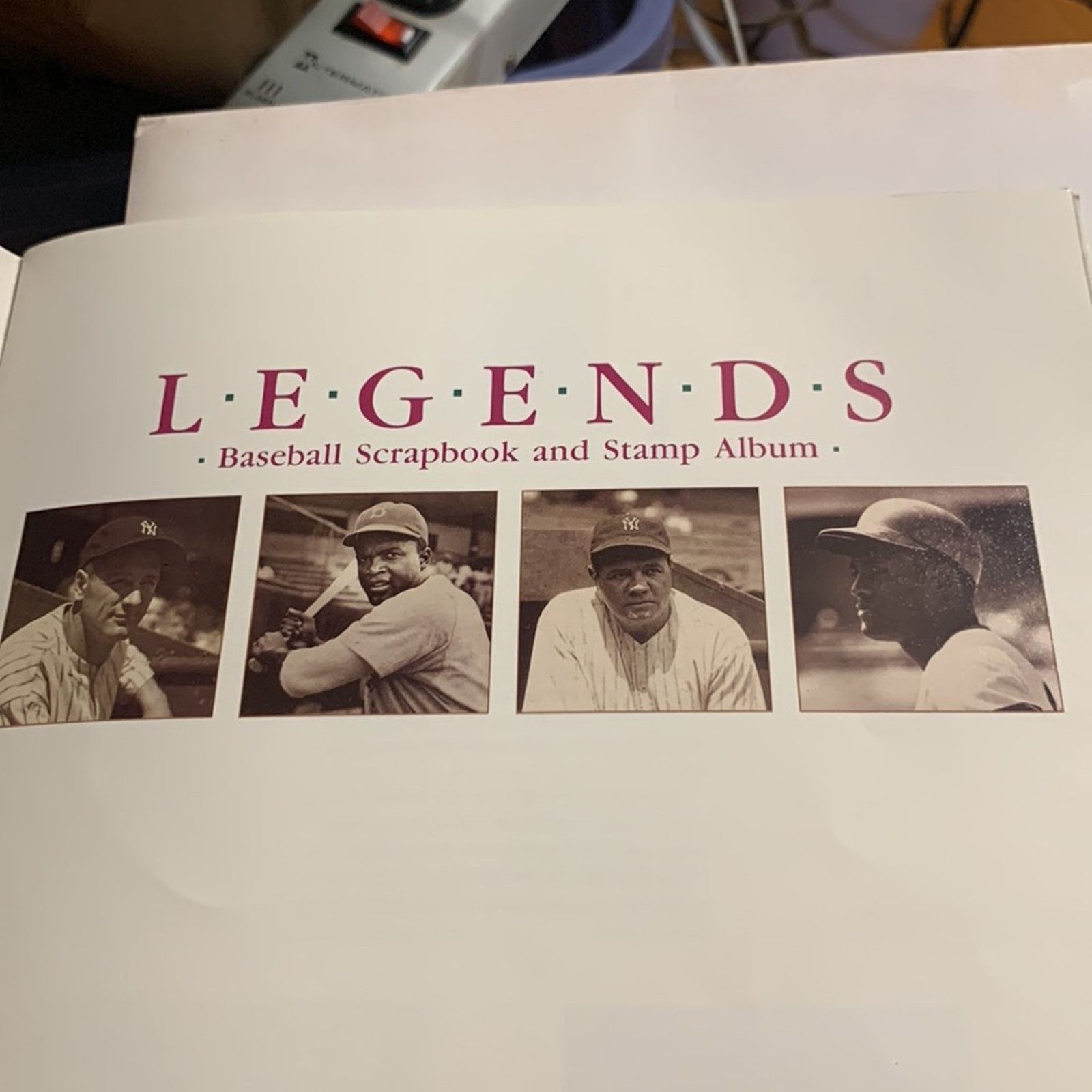 Vintage LEGENDS baseball scrapbook and stamp album Size ONE SIZE - 2 Thumbnail