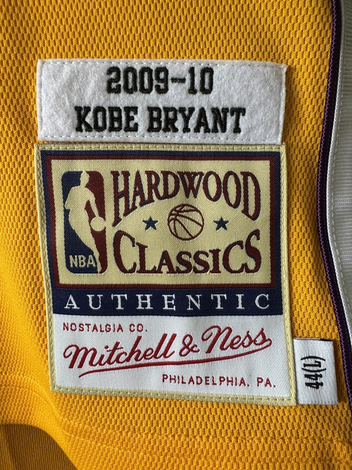 Mitchell & Ness × NBA Kobe Bryant Mitchell&Ness 2009-2010 Finals Authentic Jersey Size US L / EU 52-54 / 3 - 5 Thumbnail