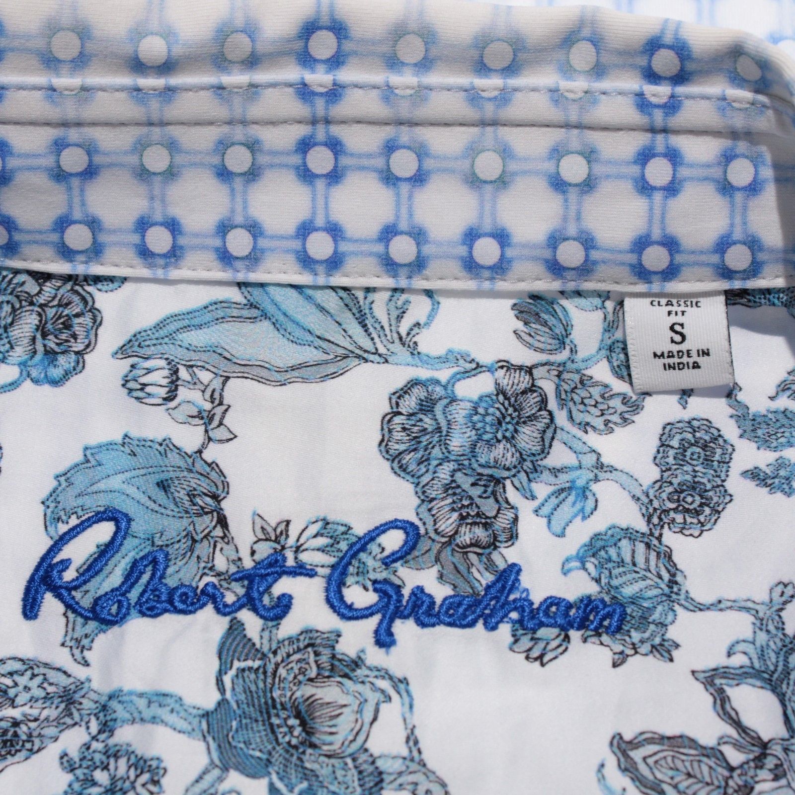 Robert Graham Robert Graham New with tags Shirt Size S US In Blue Size US S / EU 44-46 / 1 - 3 Thumbnail