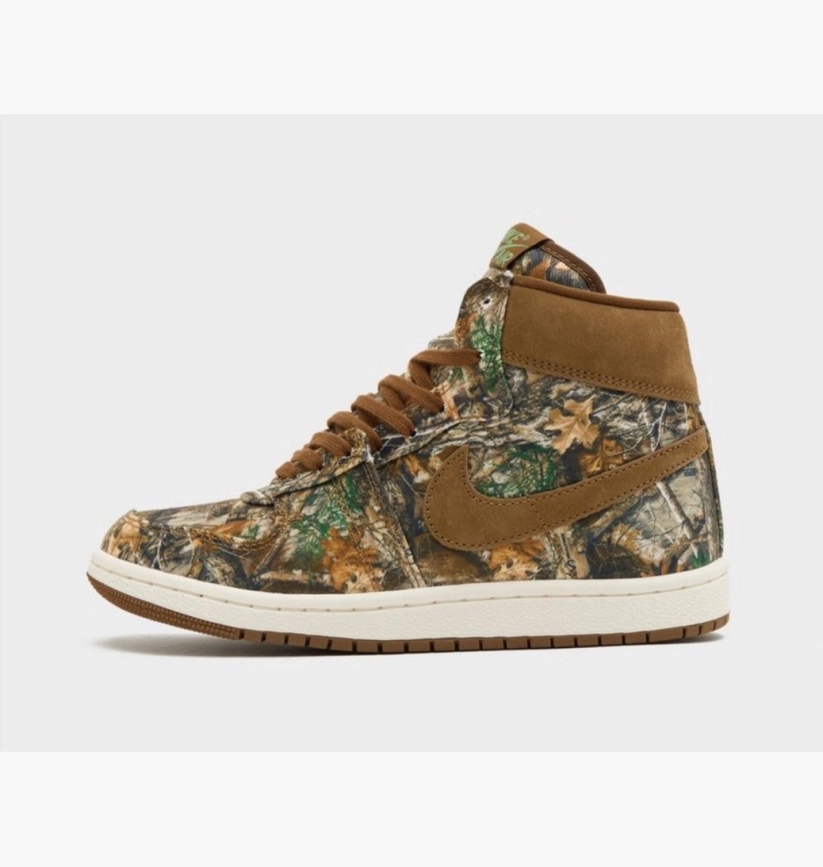 Other Nike air Jordan retro REALTRE VERY RARE camo Size US11 Size US 11 / EU 44 - 7 Thumbnail