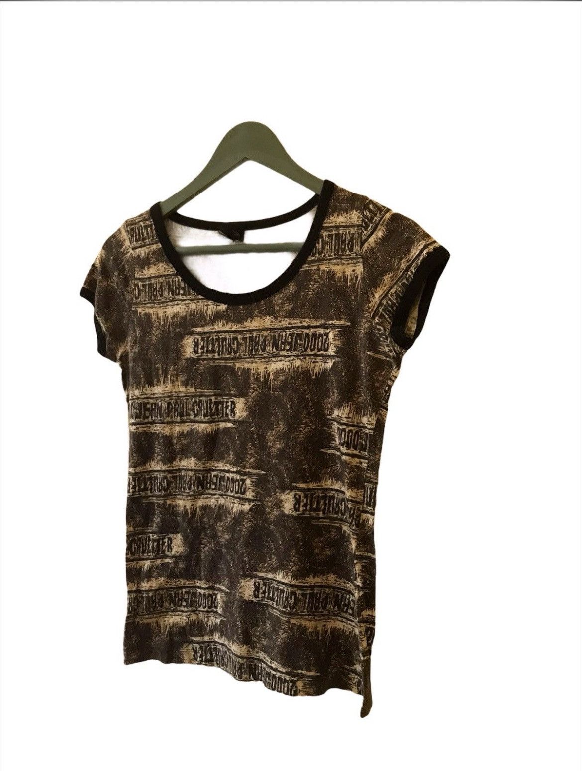 Jean Paul Gaultier SS 2000 Collection of Jean Paul Gaultier Overprint Tee Size US XXS / EU 40 - 2 Thumbnail