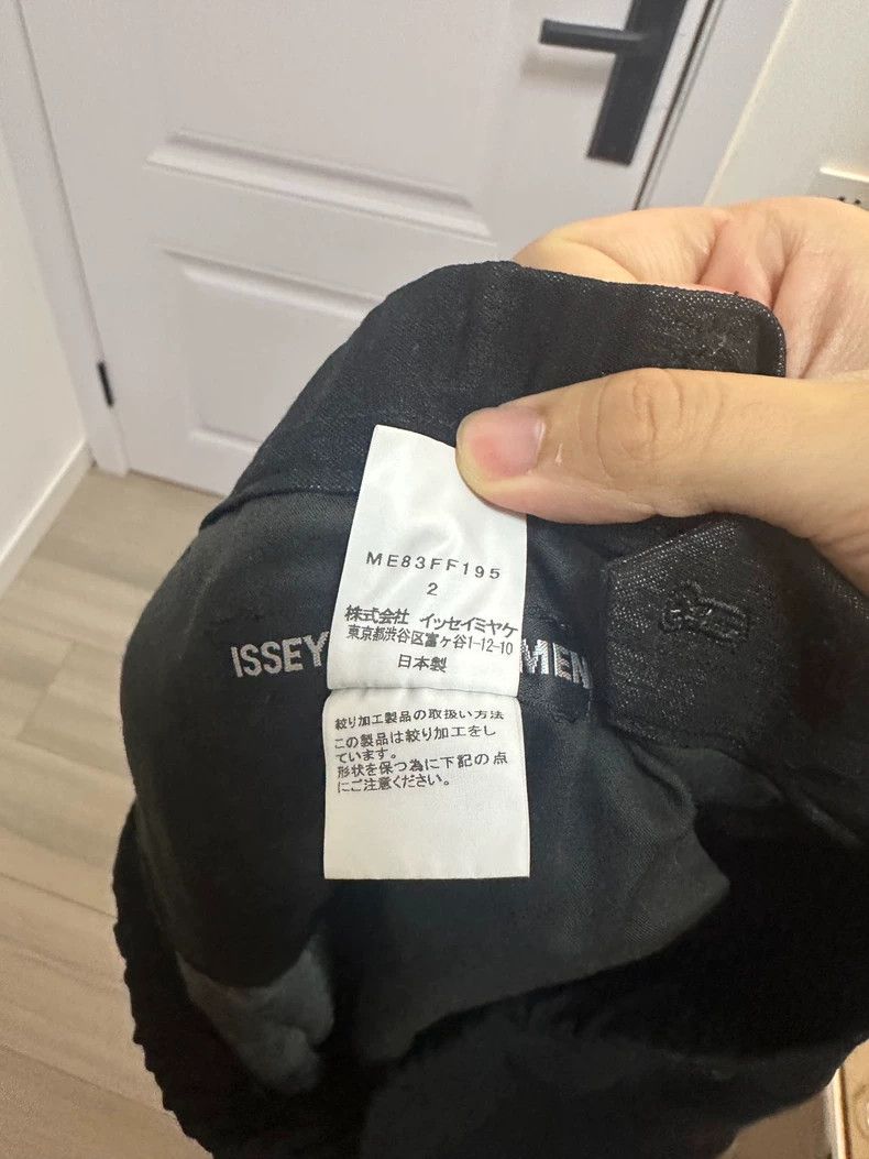 Issey Miyake Issey Miyake size:2 Black chicken leg pants Size 24" / US 00 / IT 34 - 3 Thumbnail