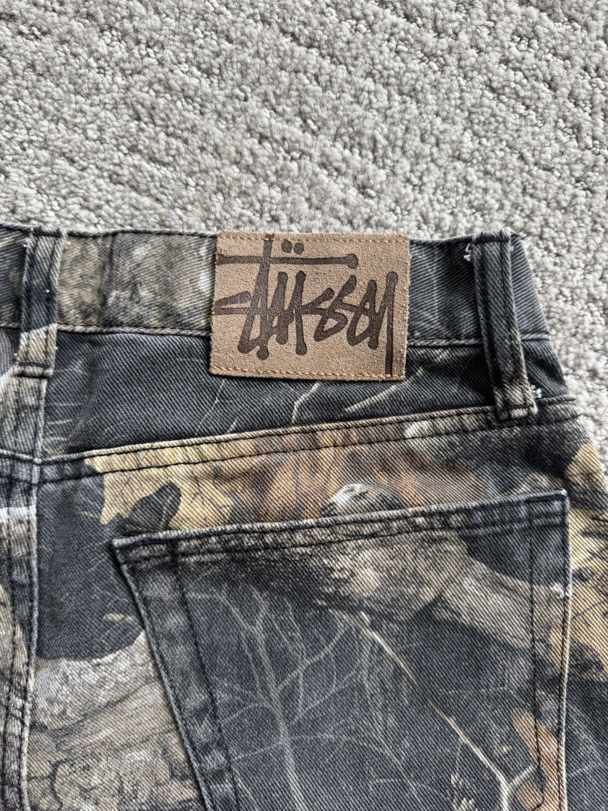 stussy BIG OL' SHORT REALTREE EDGE 32 パンツ