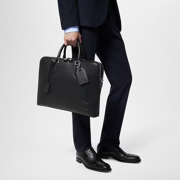 Louis Vuitton Porte Document Voyage PM Size ONE SIZE - 6 Thumbnail