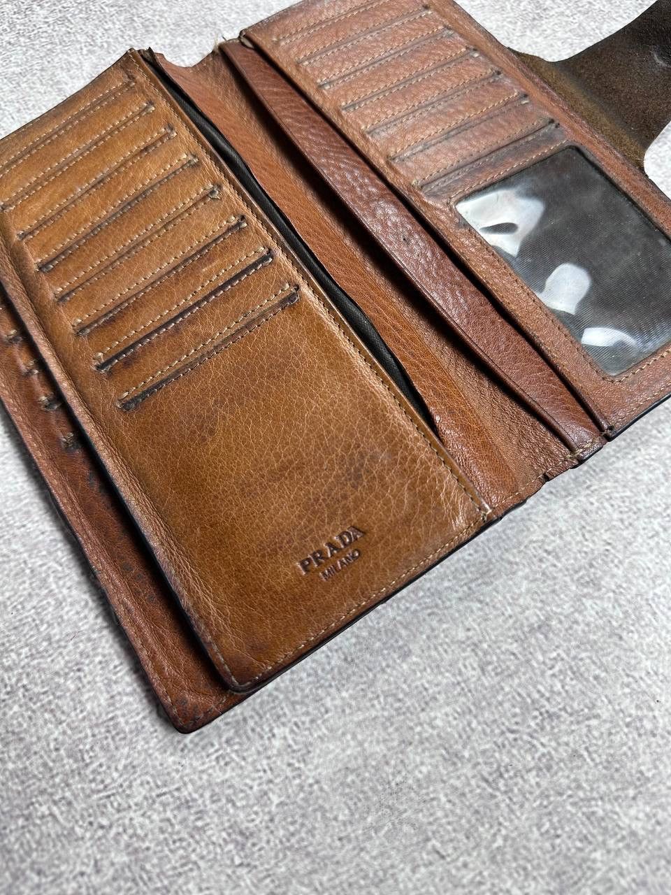 Prada VINTAGE PRADA GENUINE LEATHER ARCHIVAL CLUTCH WALLET RARE Size ONE SIZE - 5 Thumbnail