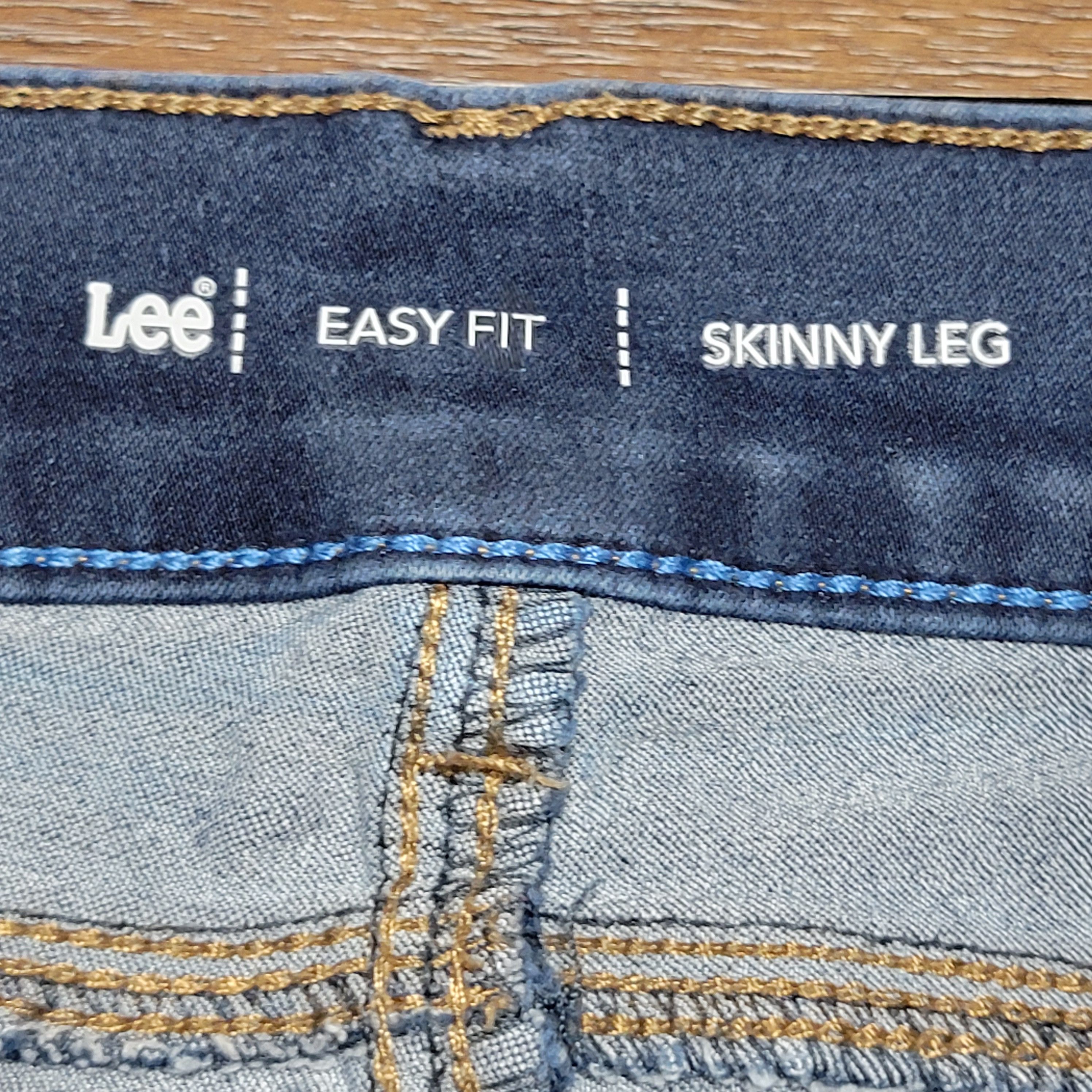 Lee Lee Easy Fit Denim Jeans Skinny Leg - Size 12 Medium Size 31" - 6 Thumbnail