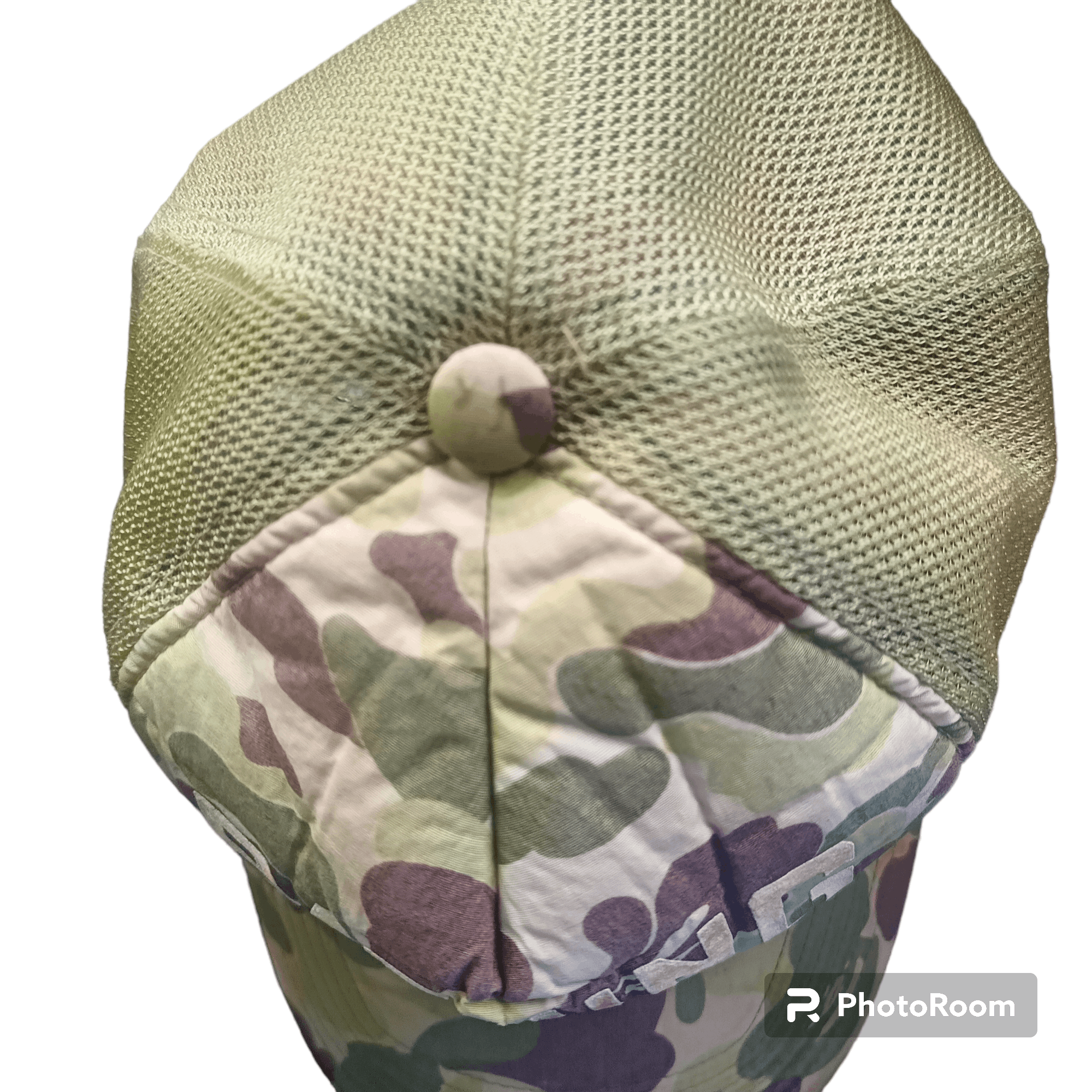 Bape × Vintage Vintage BAPE Camo NYC Logo distressed Mesh Cap Size ONE SIZE - 13 Thumbnail