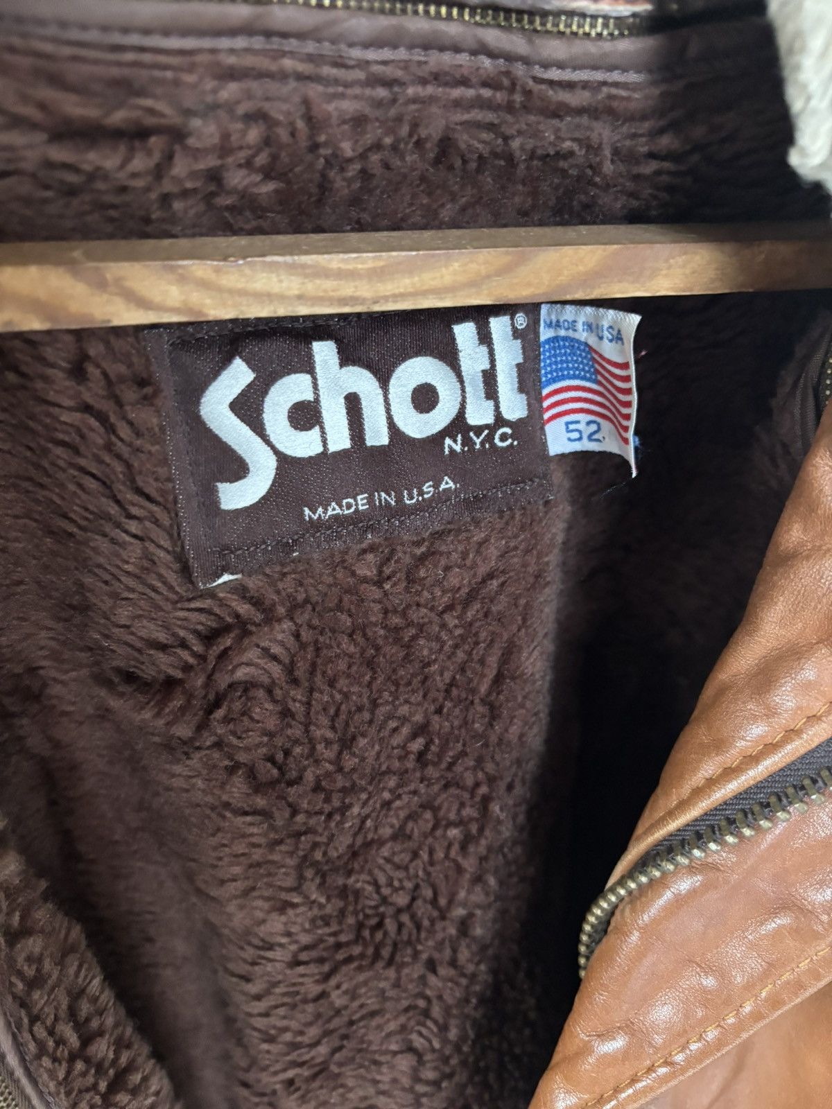 Schott Schott NYC Vintage Leather Flight Jacket Size US L / EU 52-54 / 3 - 3 Thumbnail