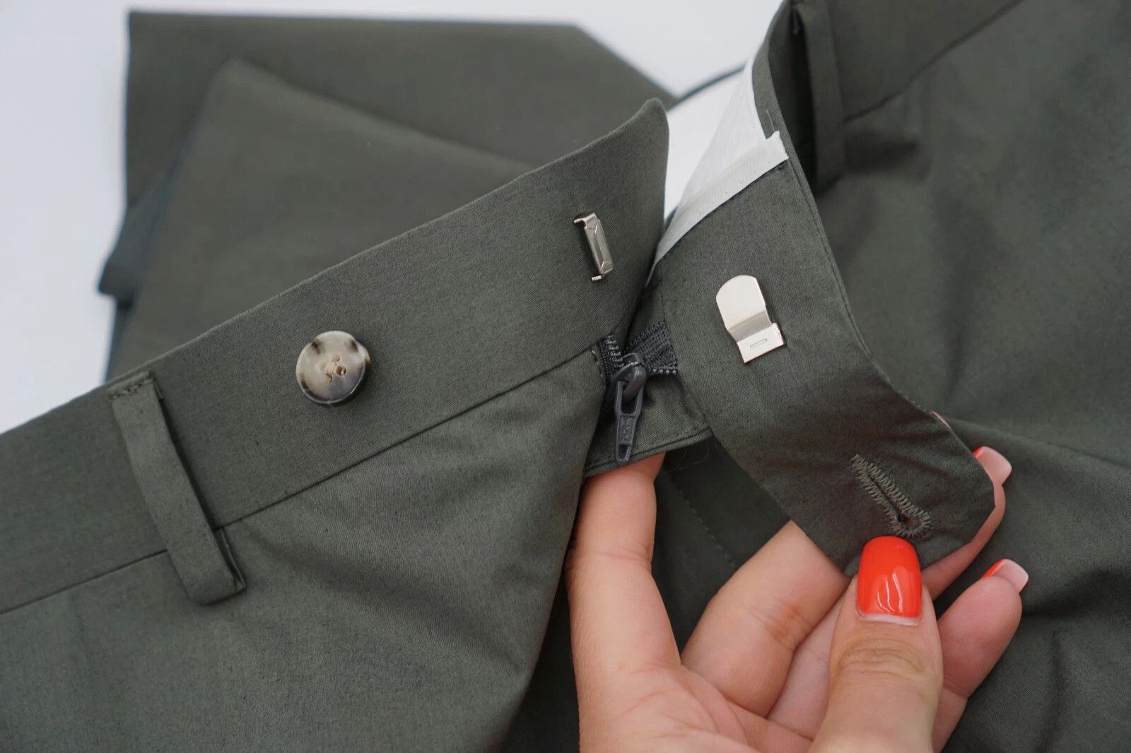 Suitsupply Men Suitsupply Soho Trousers Khaki Green Stretch Cotton US46 Size 46R - 3 Thumbnail