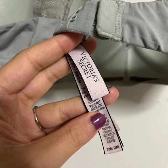 Victoria's Secret Victoria Secret Grey Criss Cross Lace Bra Size ONE SIZE - 4 Thumbnail