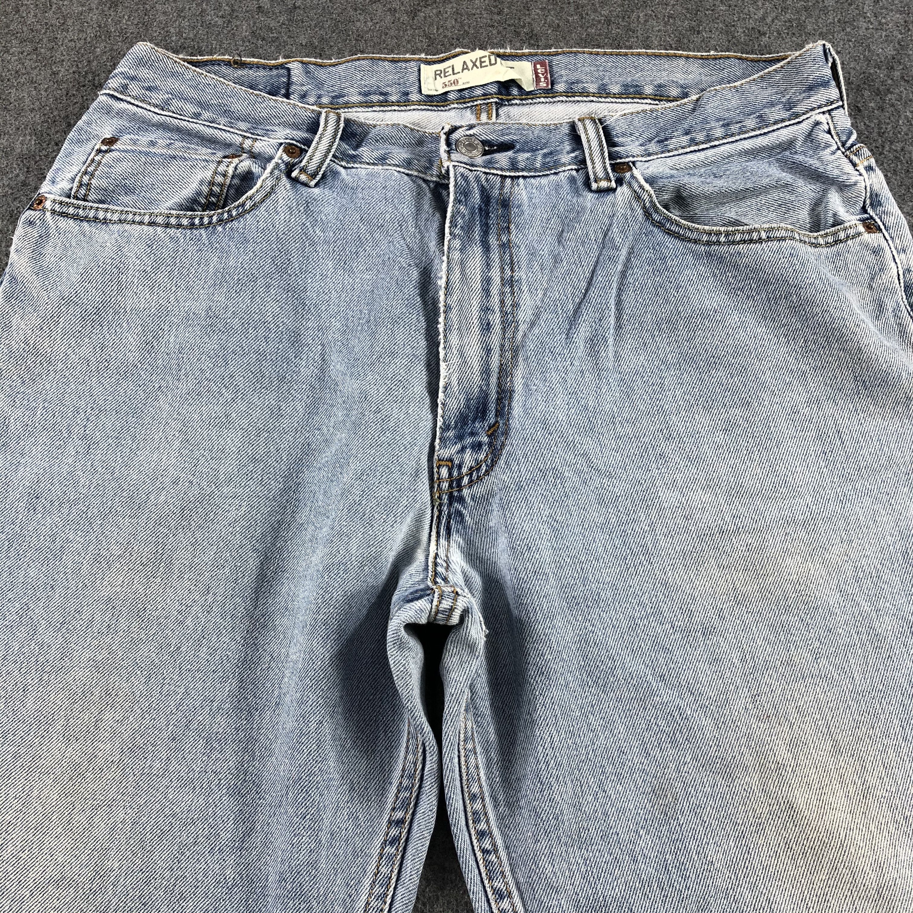 Levi's Vintage Light Wash Levis 550 Jeans-J2297 Size US 35 - 3 Thumbnail