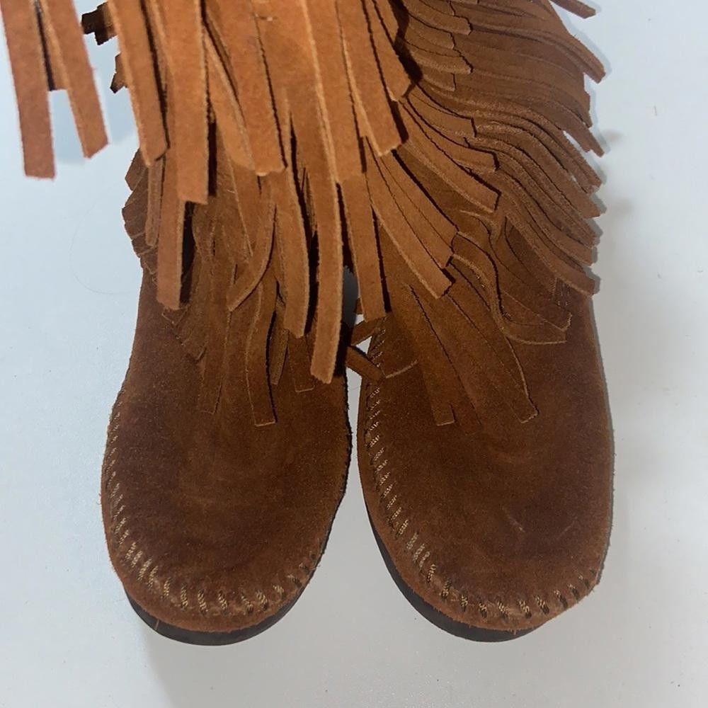 Minnetonka Minnetonka l 3 Layer Fringe Boots Size 6 Size US 6 / IT 36 - 5 Thumbnail